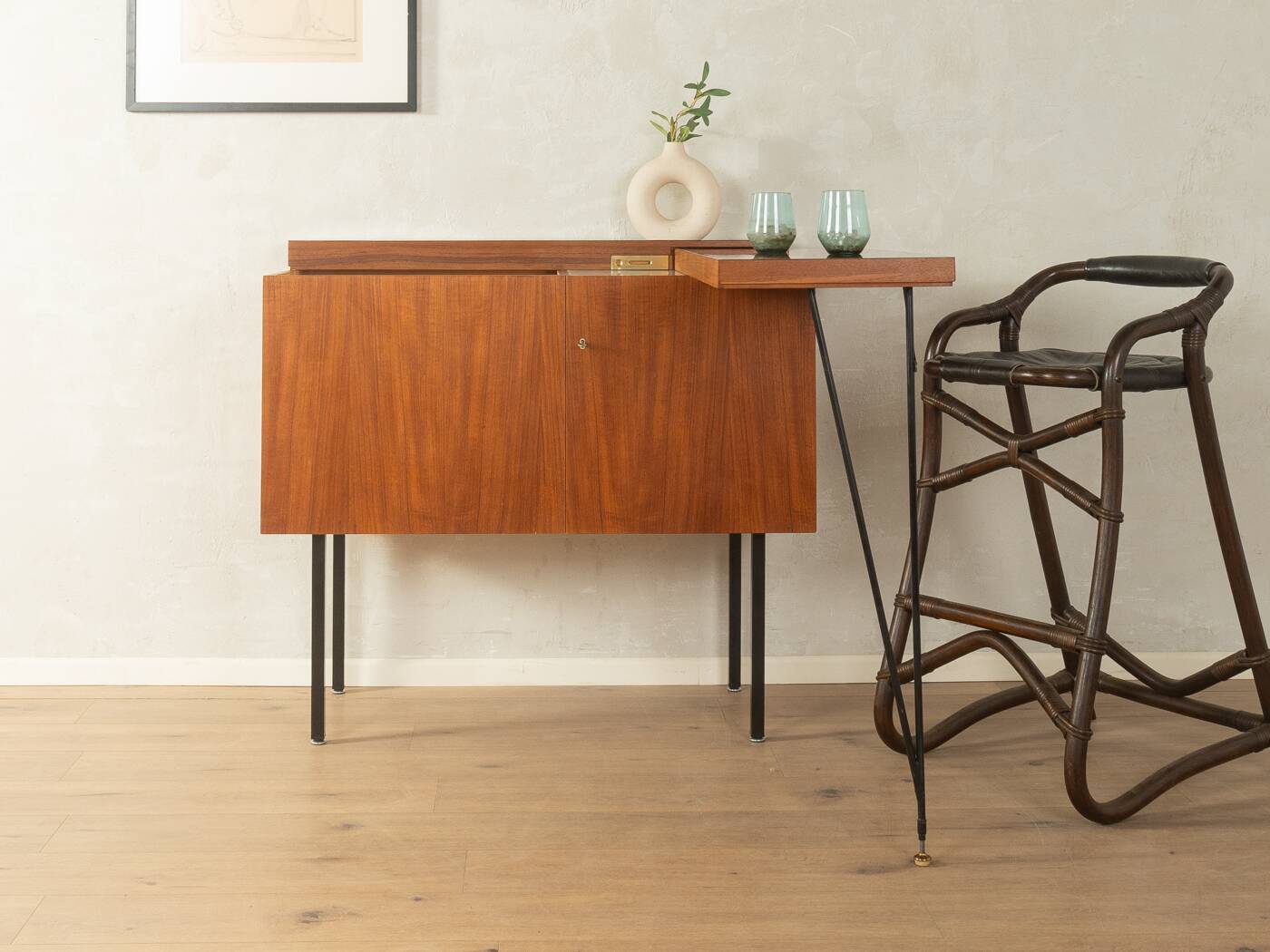 Exclusive home bar from the 1960s