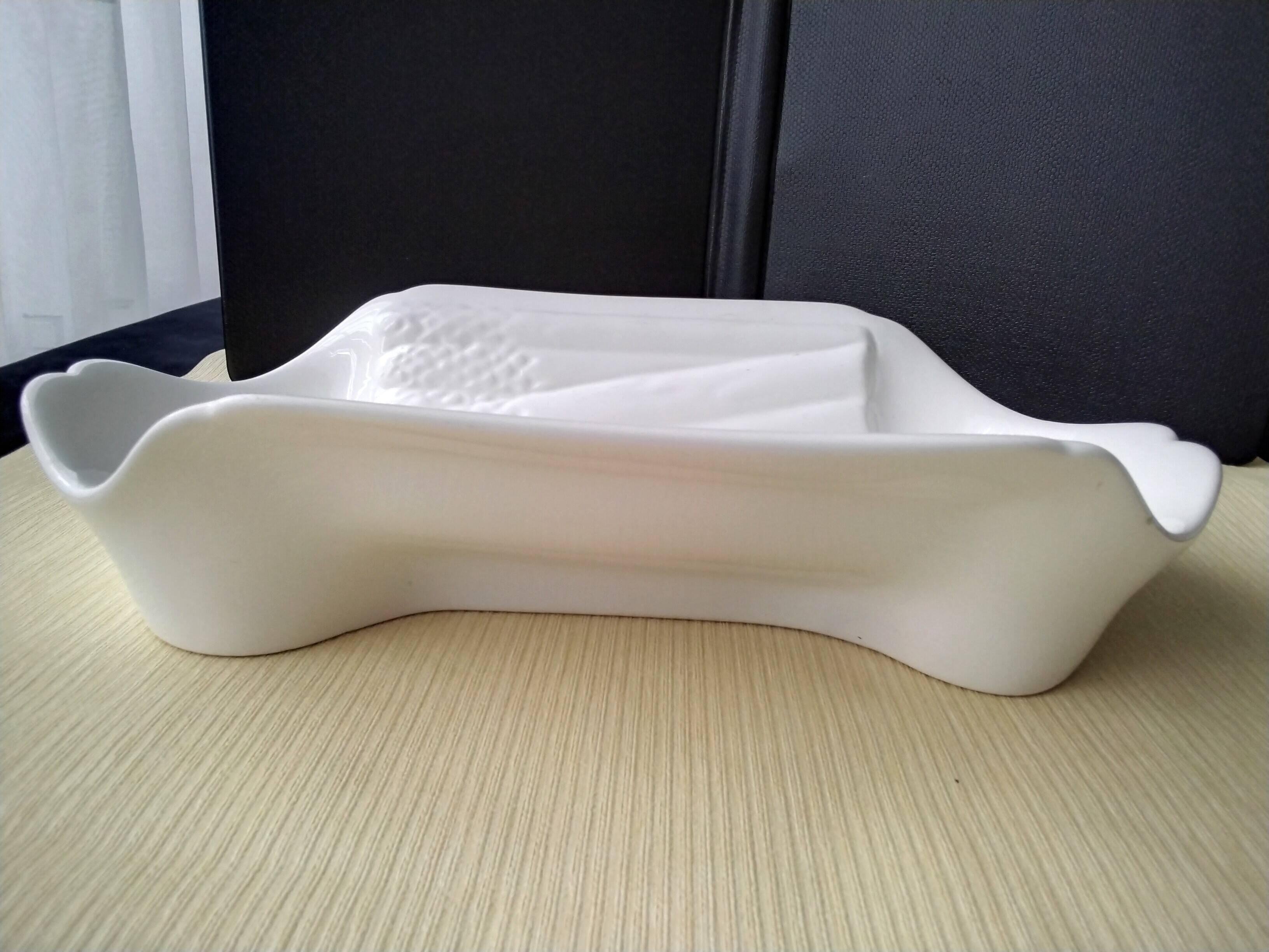 Asparagus serving dish, Salins earthenware, Pompadour pattern