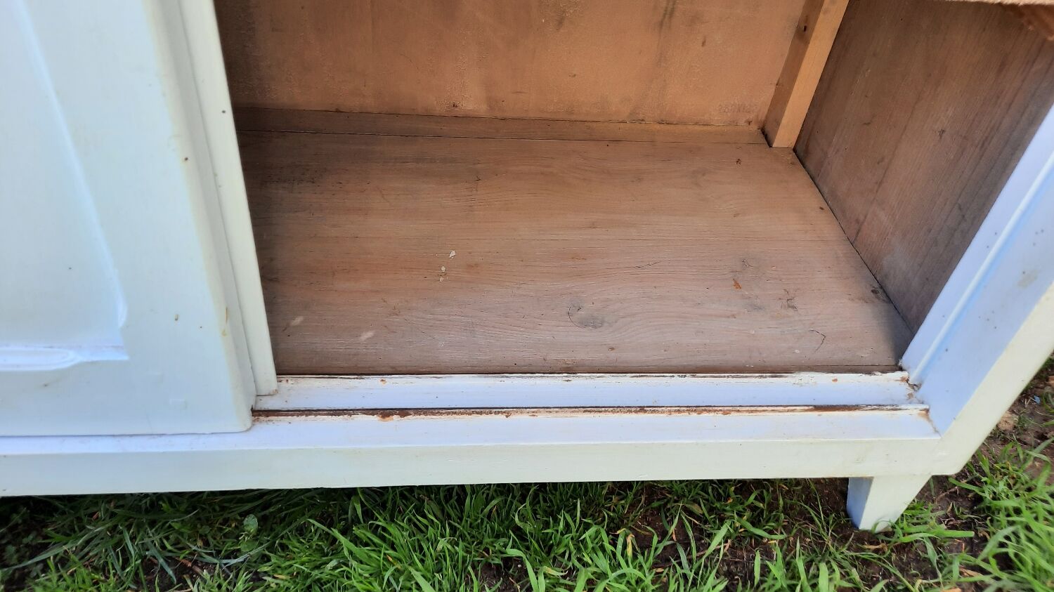 Vintage low sideboard