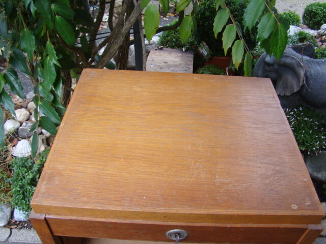 Old oak curtain binder