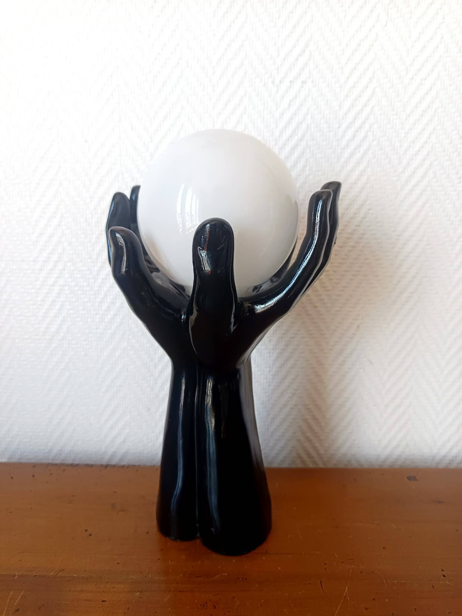 Vintage 1970s mains lamp