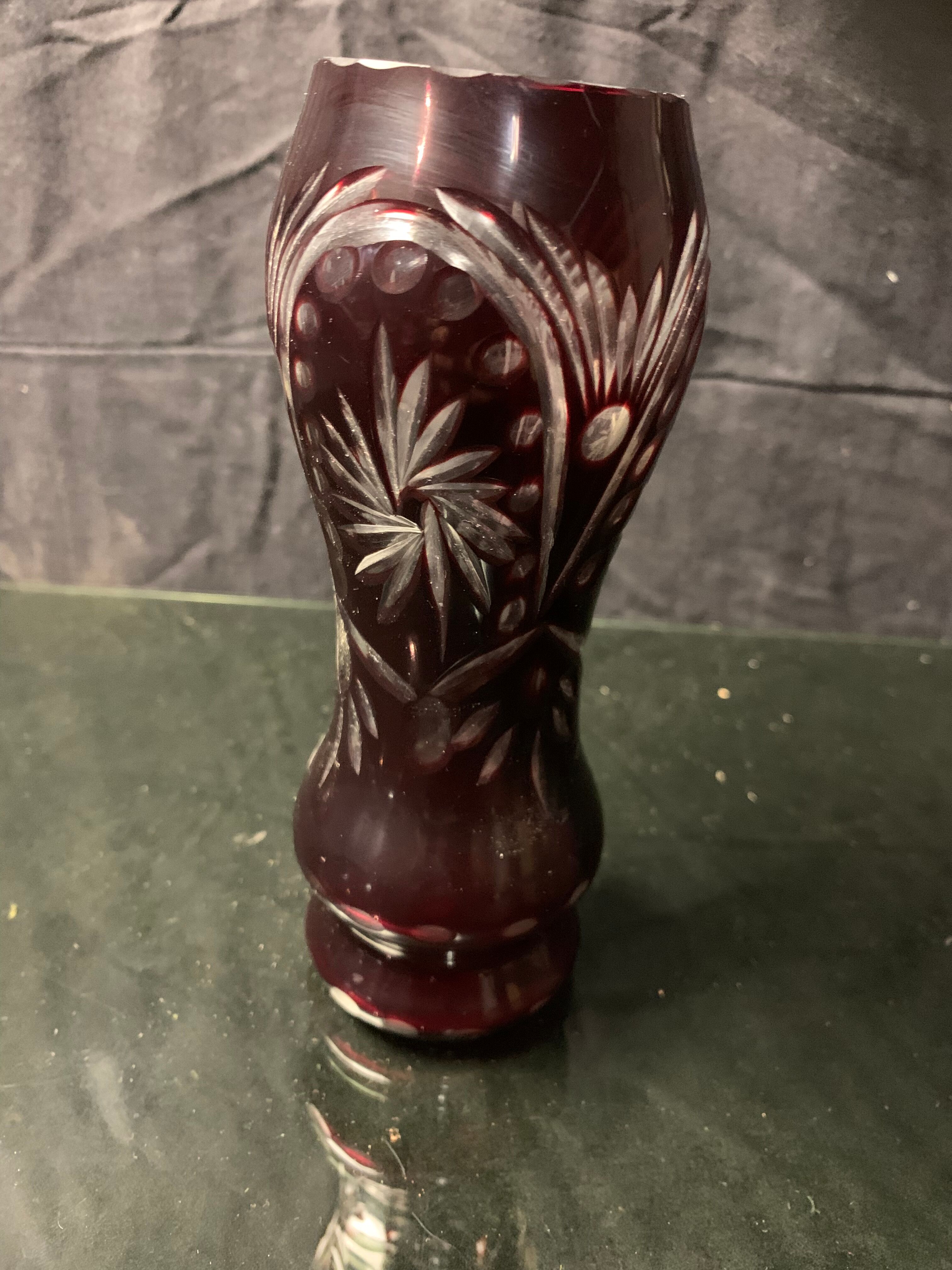 Soliflore colored crystal vase