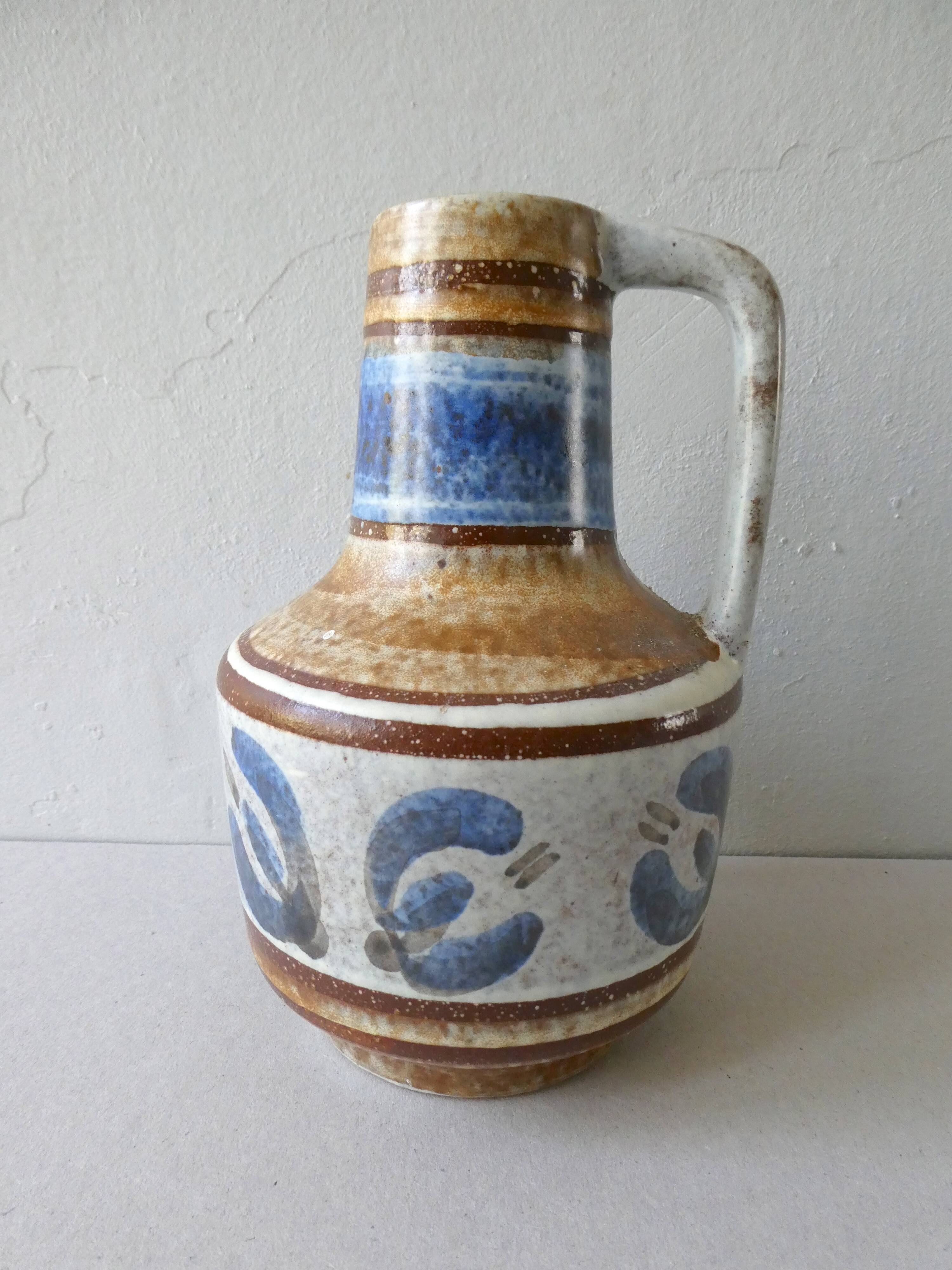 Ceramic vase 1970