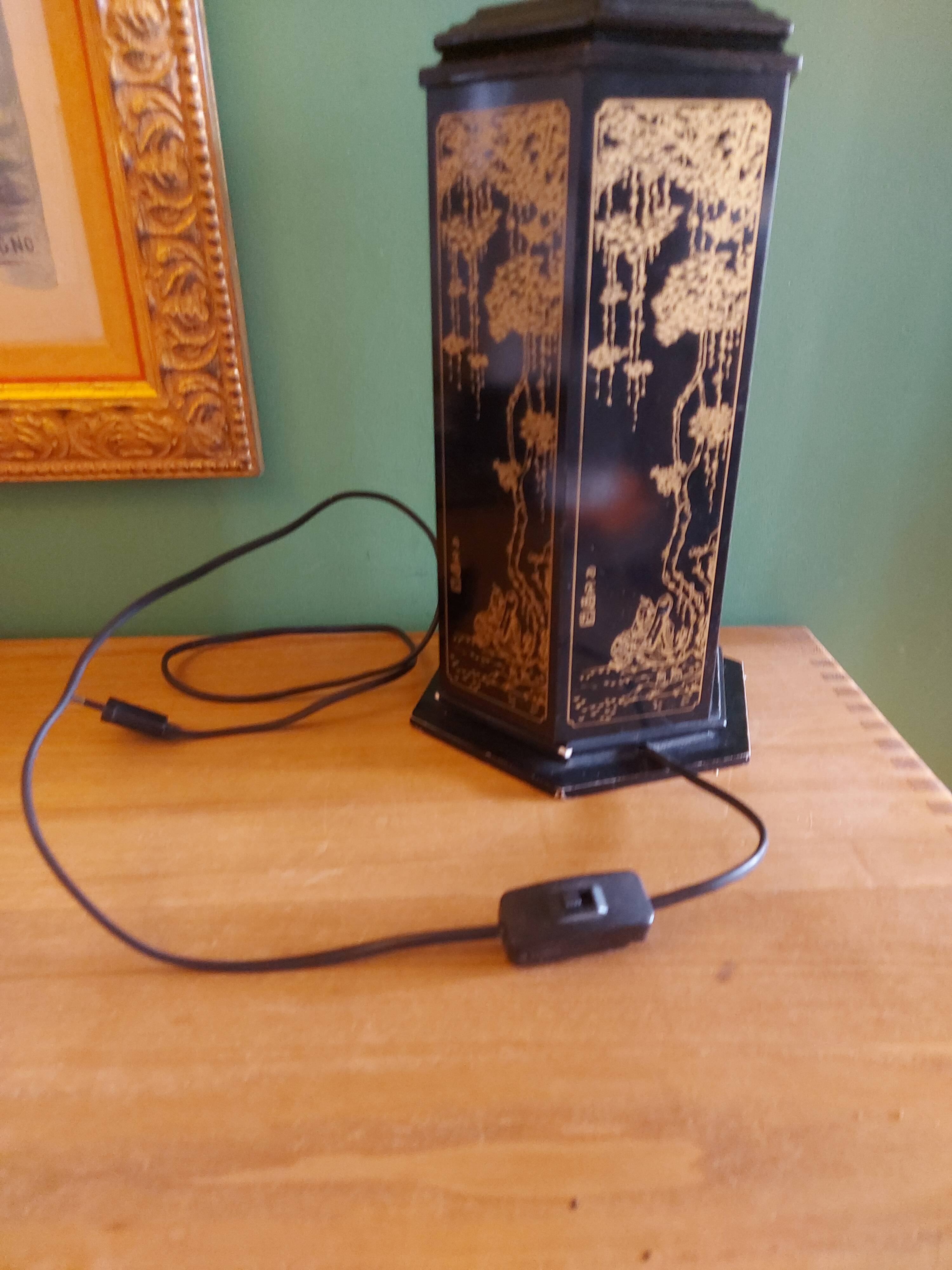 Lampe pagode , abat jour soie
