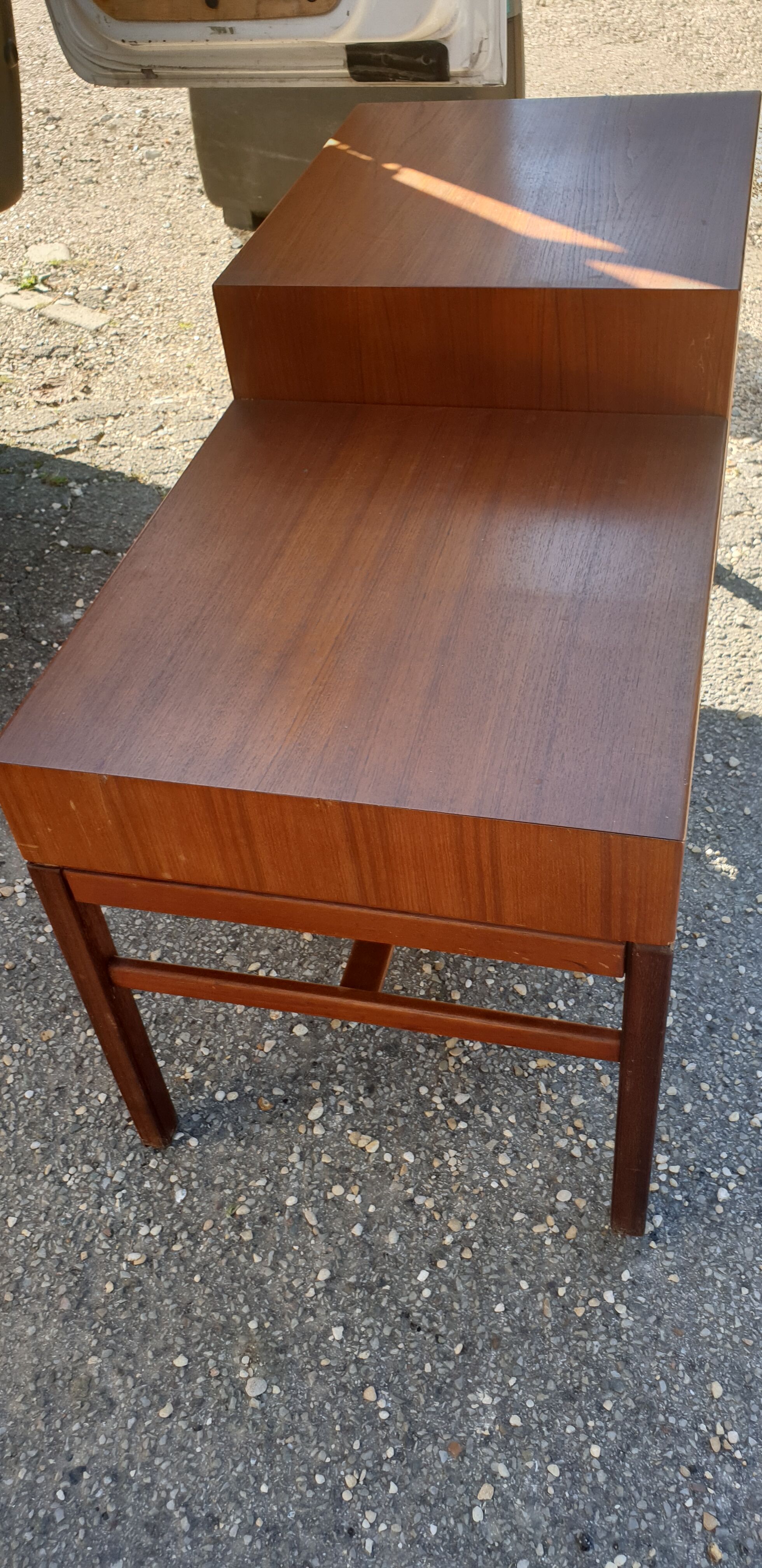 Desing 60 entry cabinet in swedish teak
