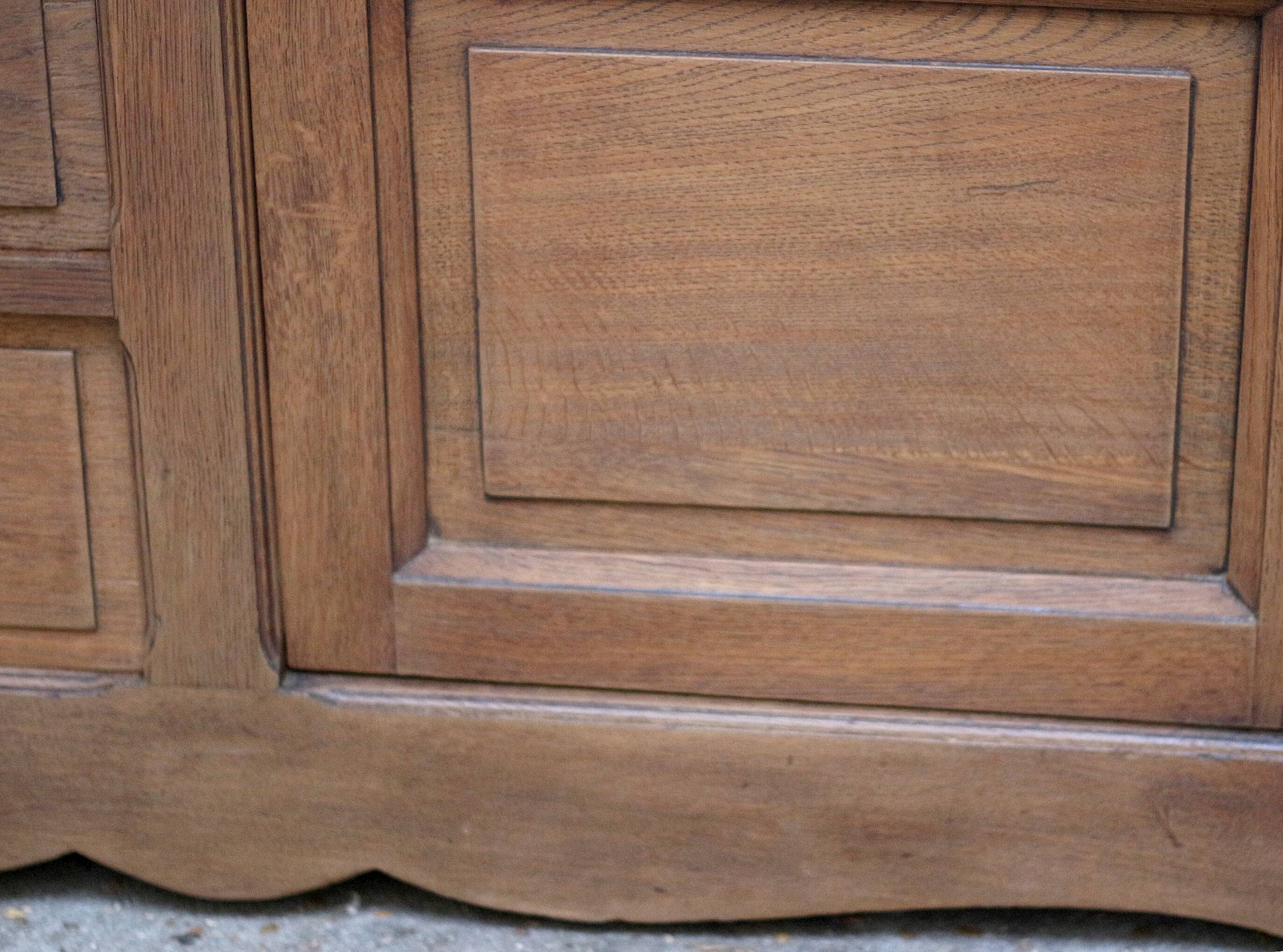 Superb large Parisian oak wardrobe (1930s/1940s)
