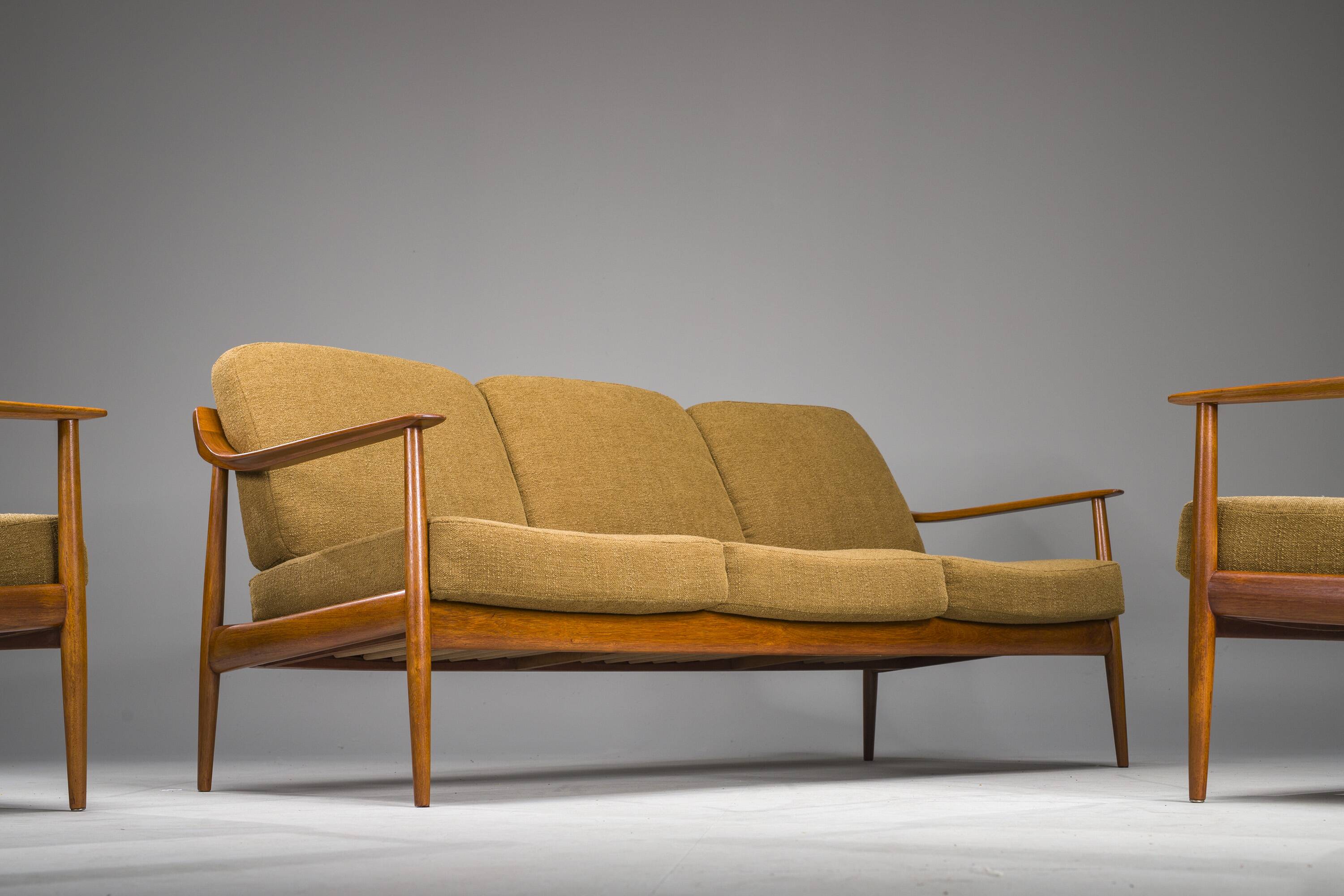 Mid-Century Lounge Chairs and 3-Seater Sofa by Walter Knoll Antimott, 1960