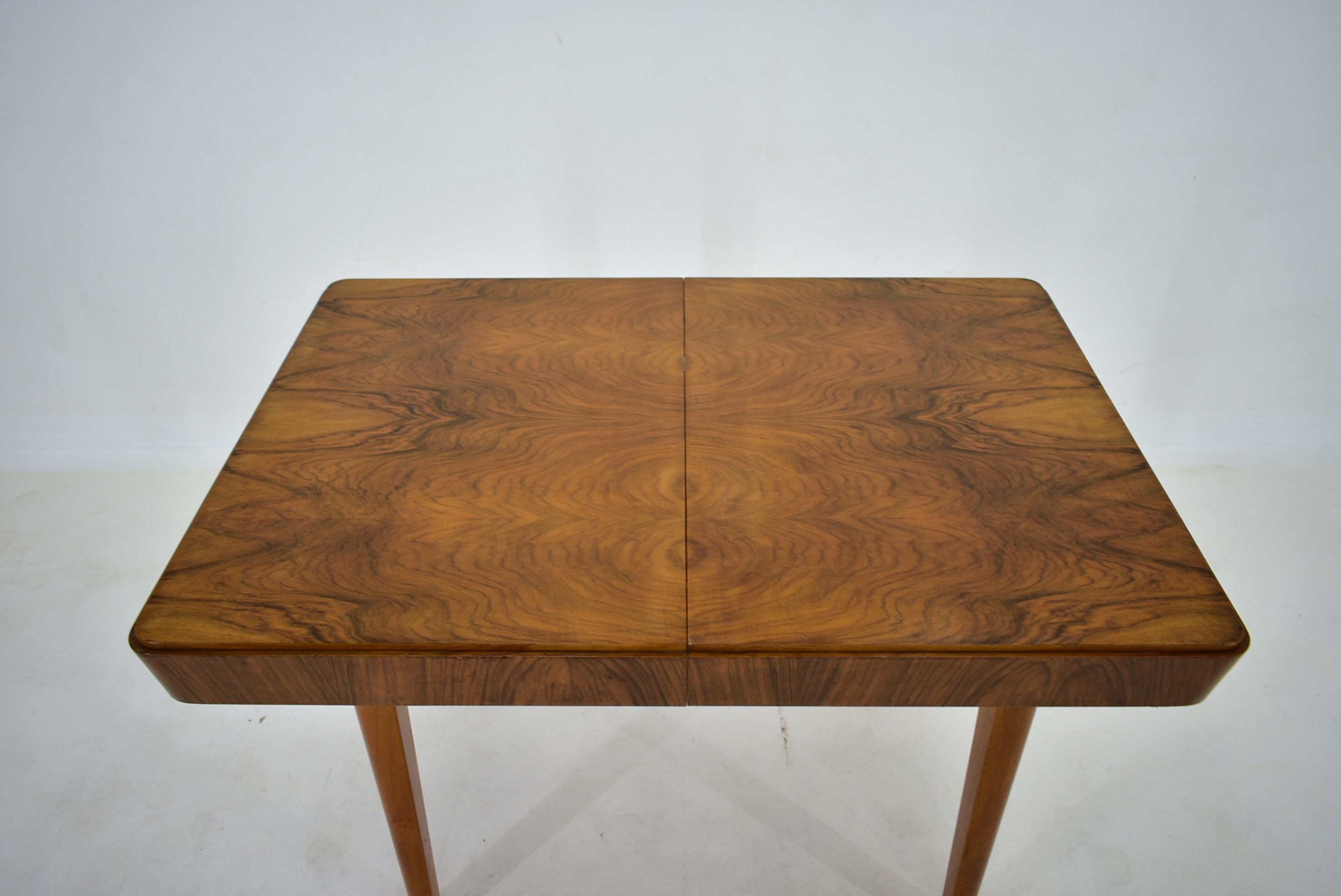 Table à manger extensible Jindřich Halabala pour UP Zavody, années 1950