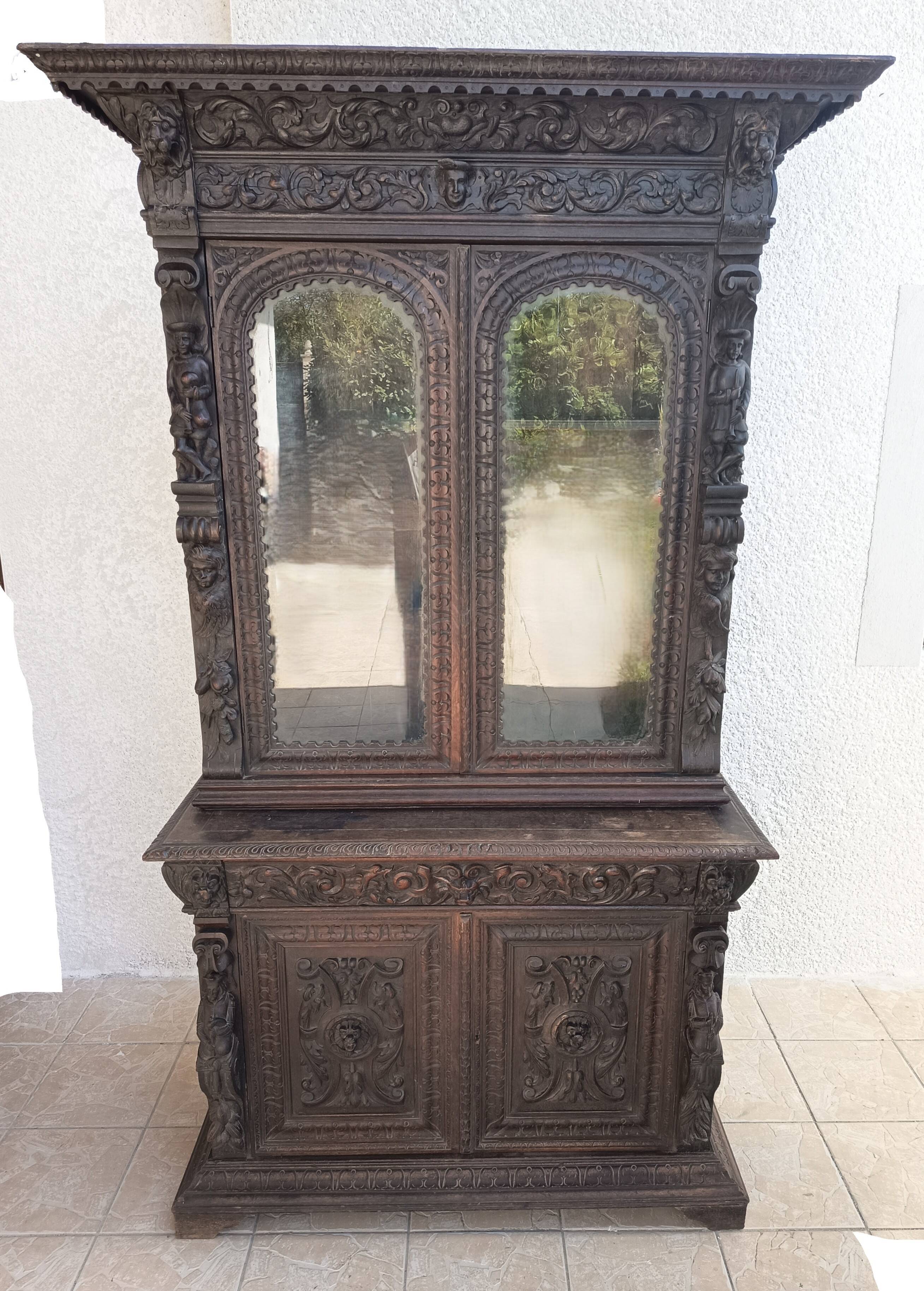 Renaissance oak library buffet from the 19th century.