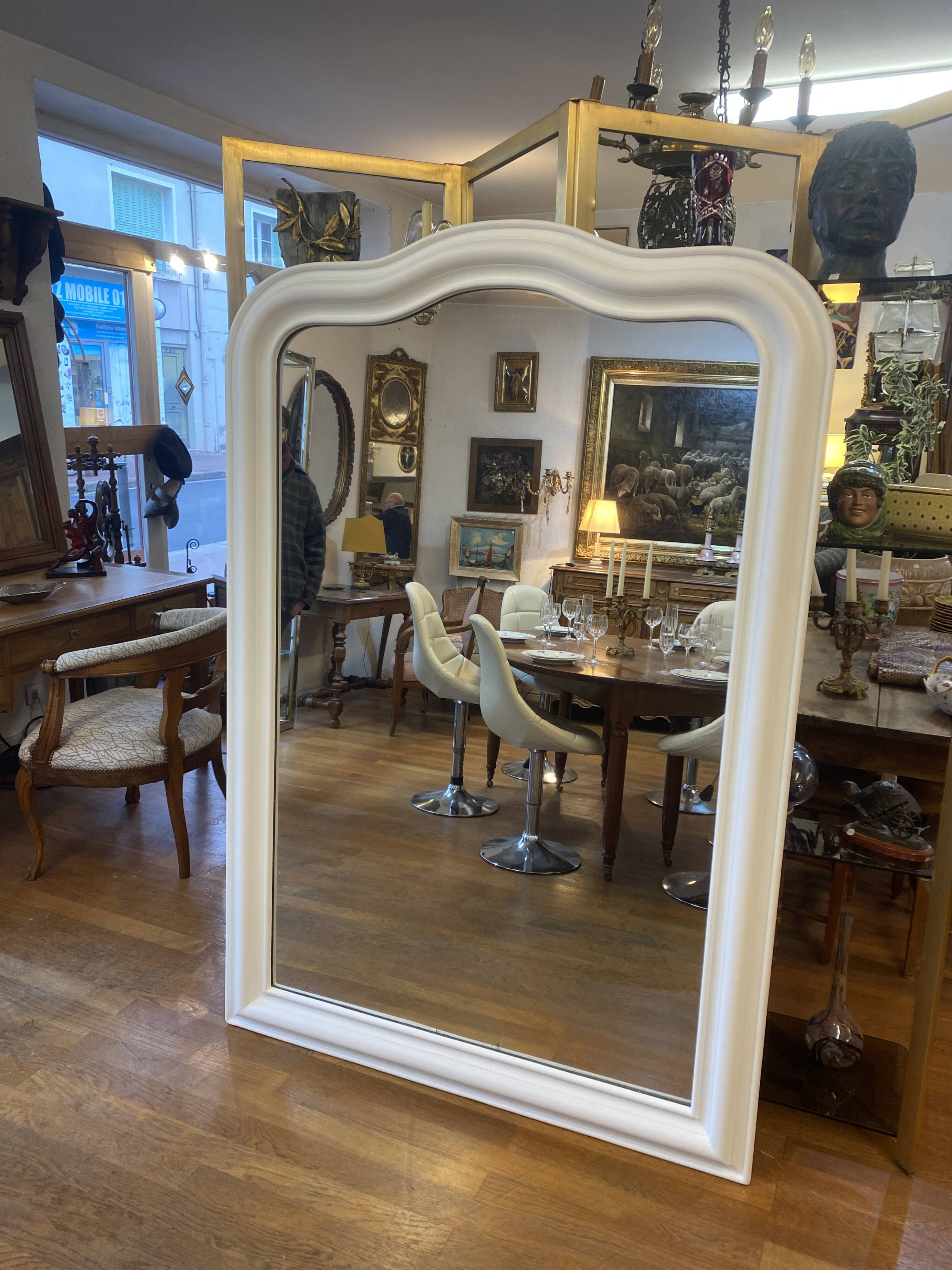 Louis Philippe mirror patinated in white by a lacquer artisan