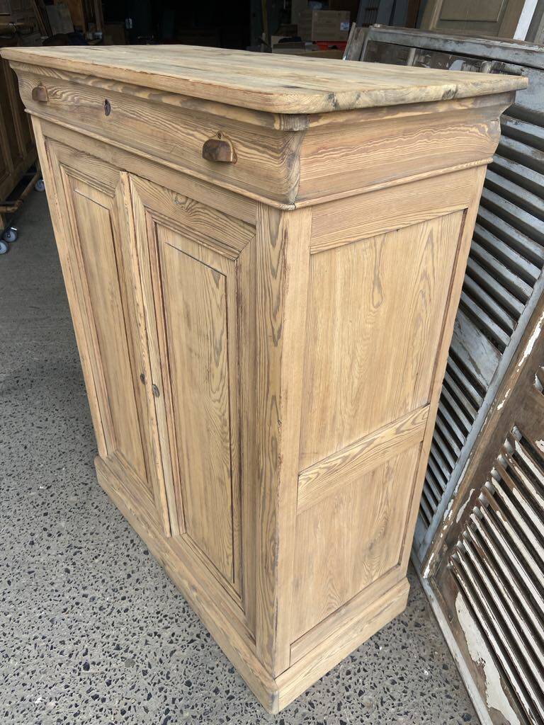 Parisian sideboard in raw wood