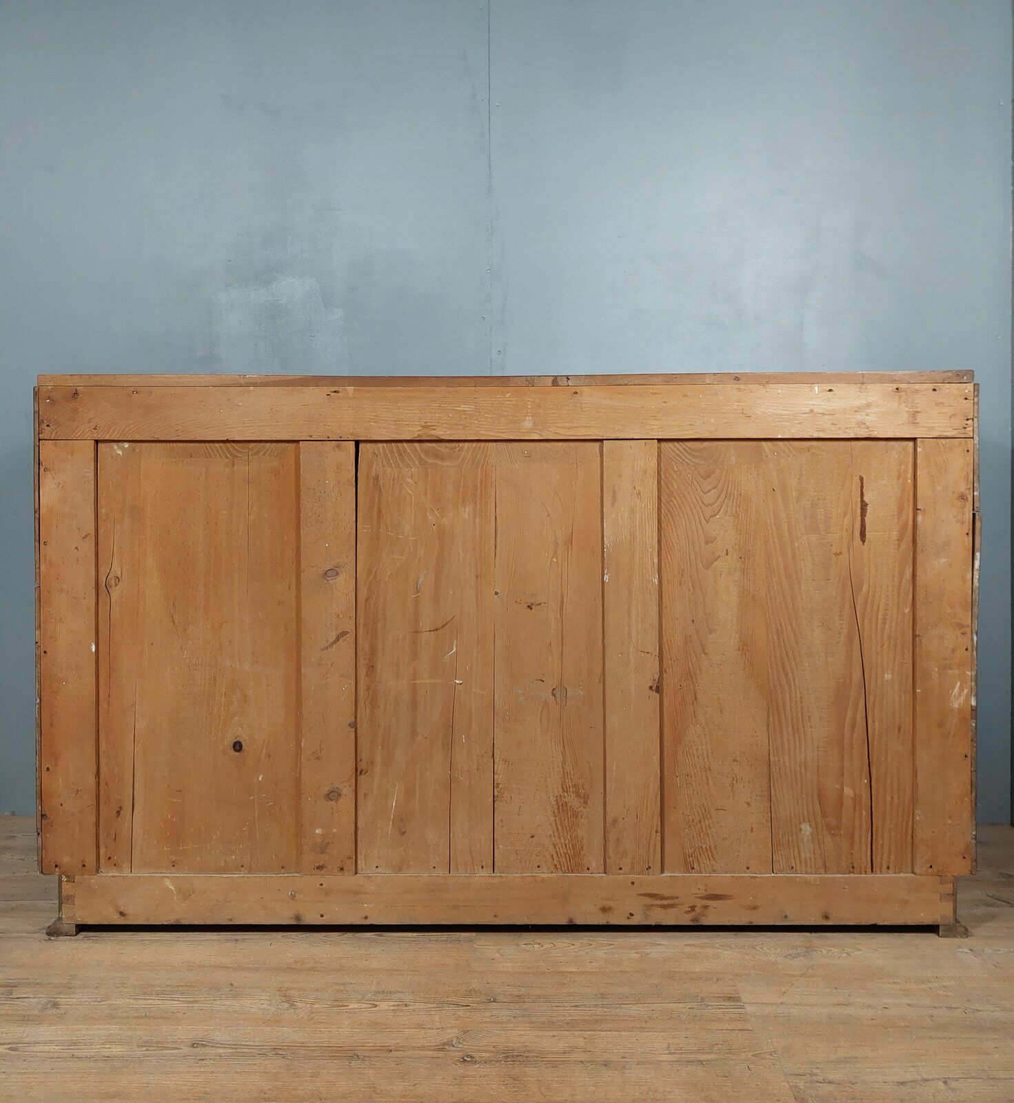 Bahut in an Art Deco