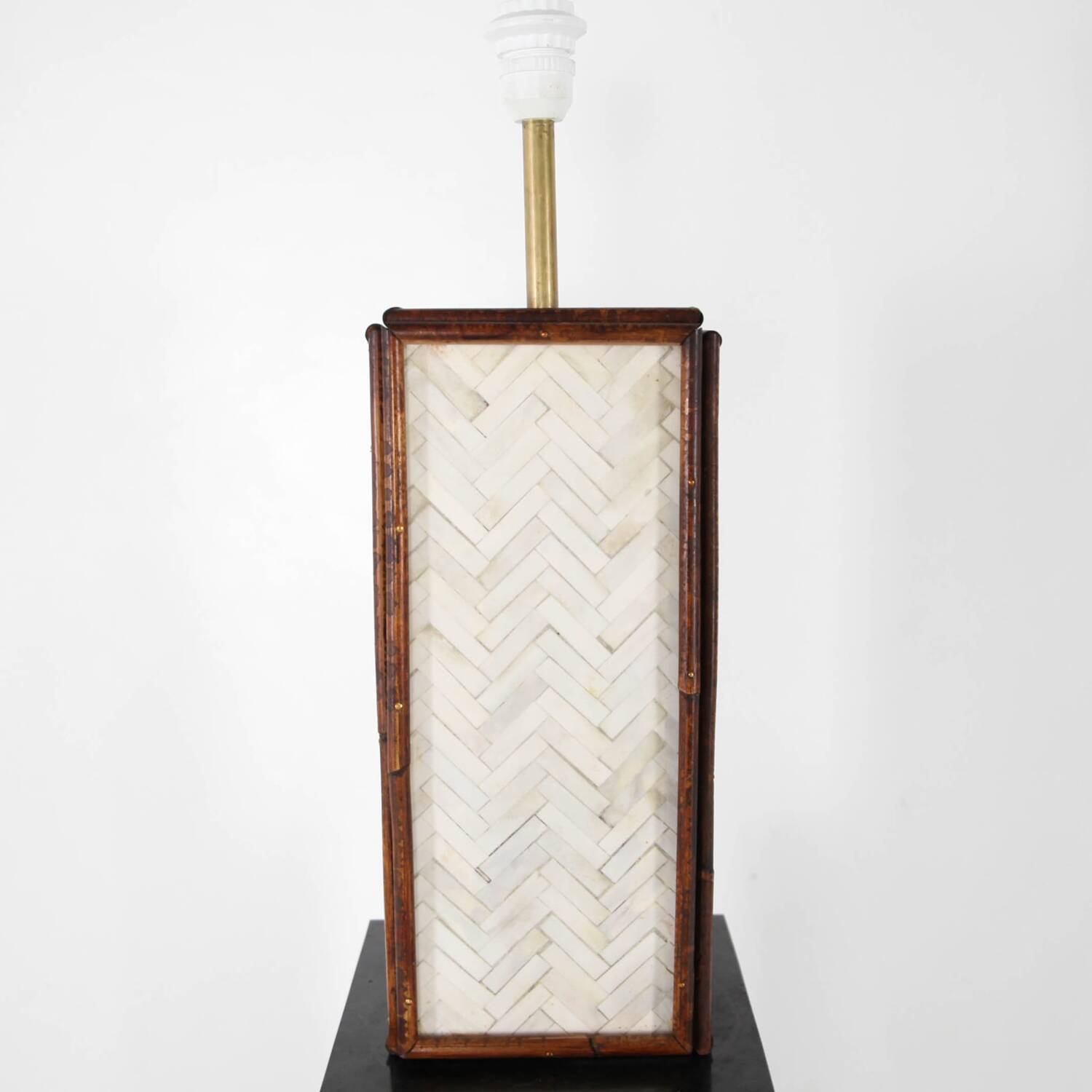 Paire de lampes en os et rotin