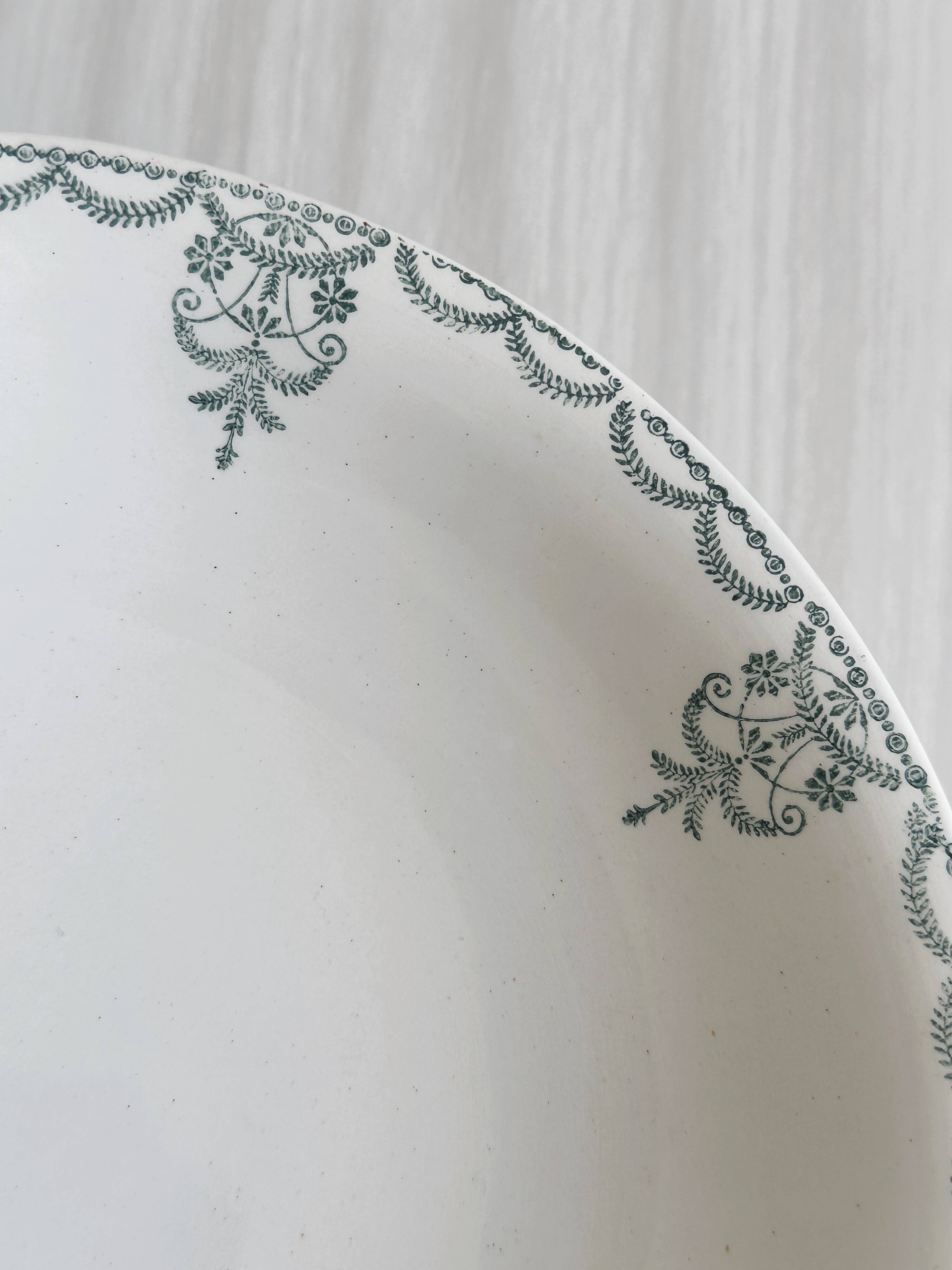 Earthenware fruit bowl on foot