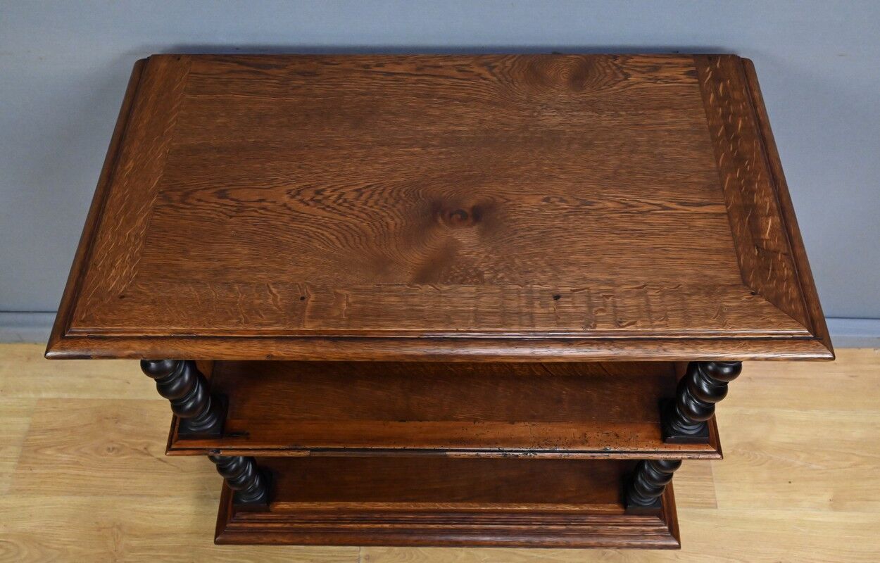 Oak serving table, Louis XIII style – early 20th century