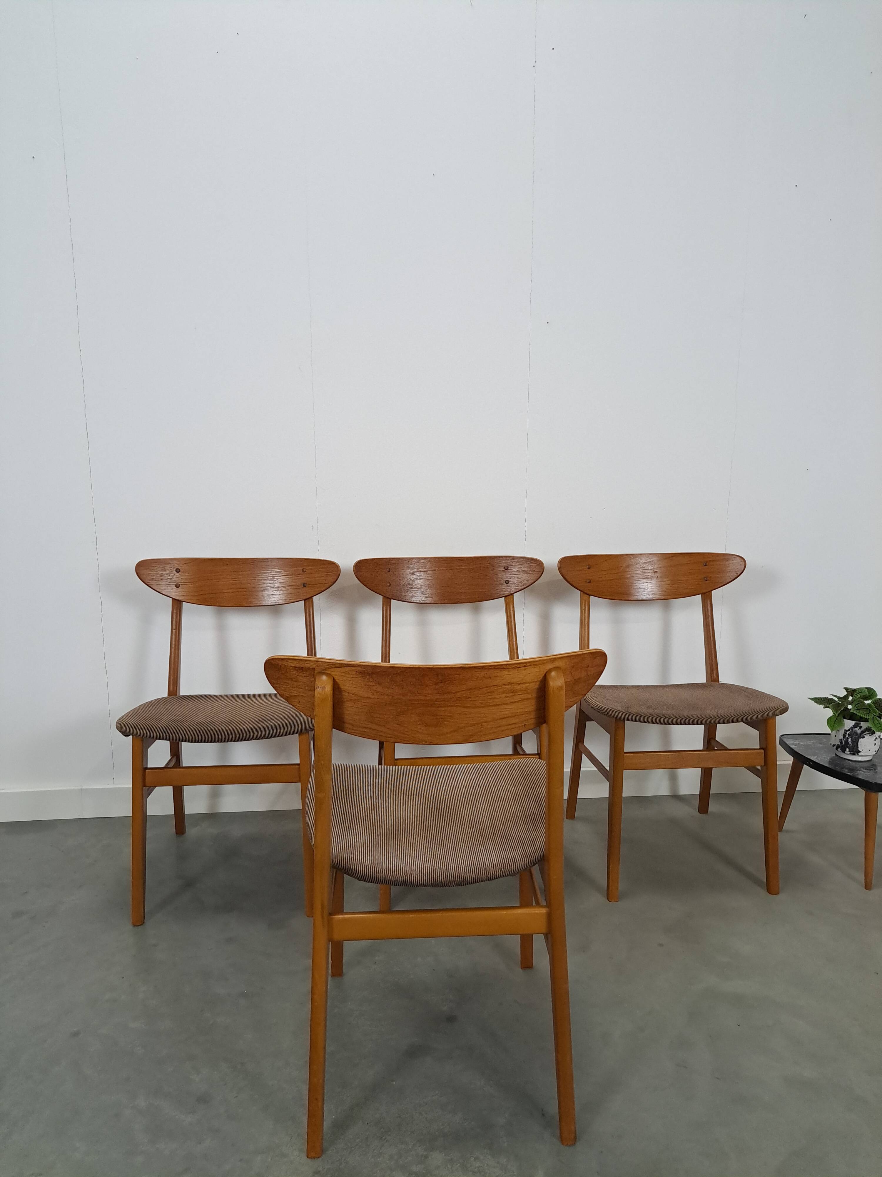 Set of 4 Deense teak Farstrup Møbler Model 210 eetkamerstoelen, dining