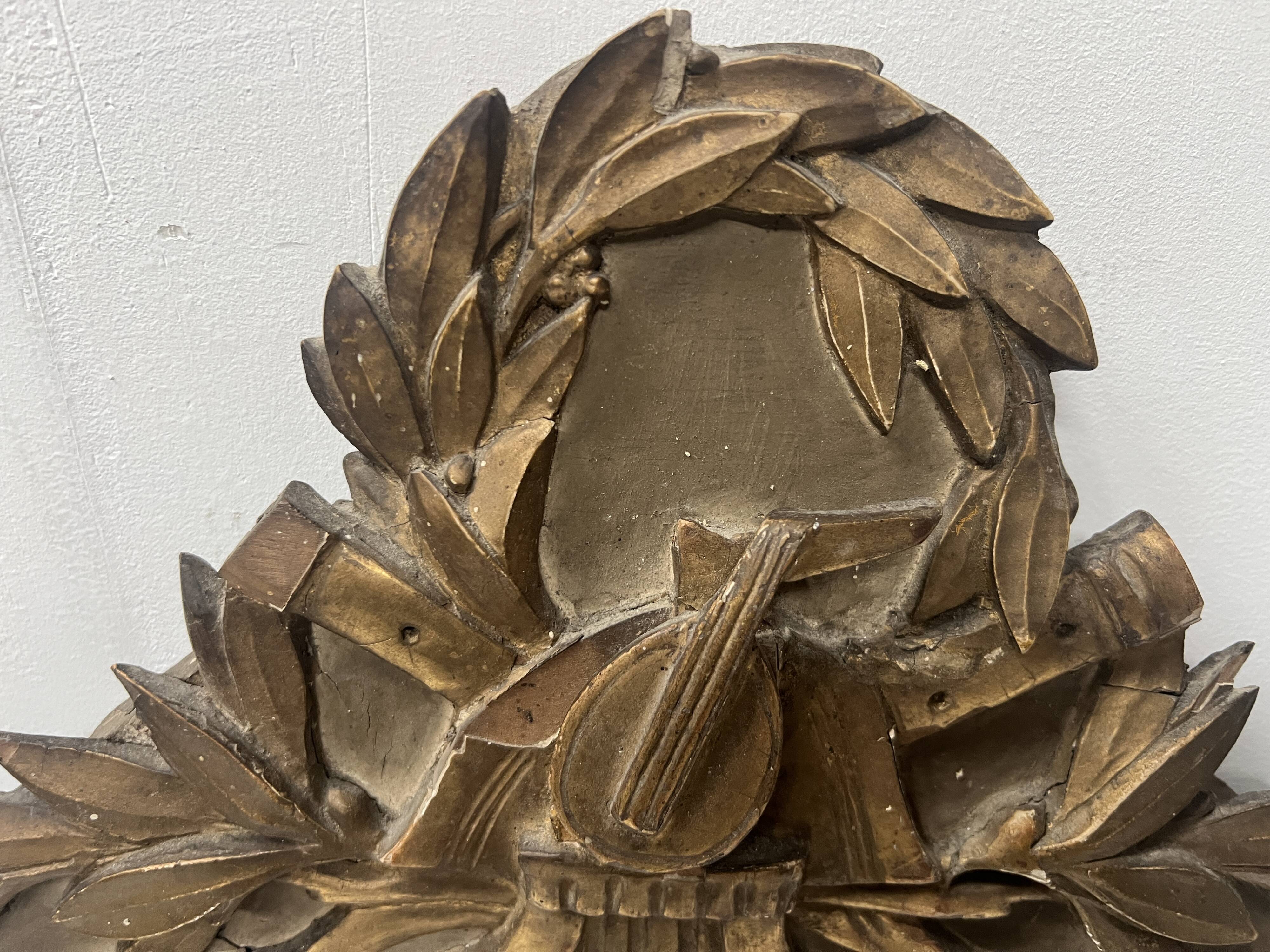 Louis XV mirror in carved and gilded wood, 18th century