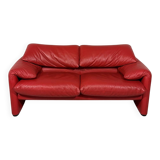Vico Magistretti red leather Maralunga sofa Cassina