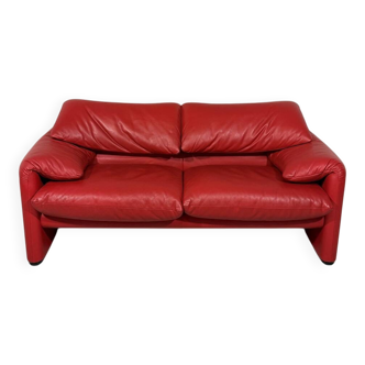 Vico Magistretti red leather Maralunga sofa Cassina