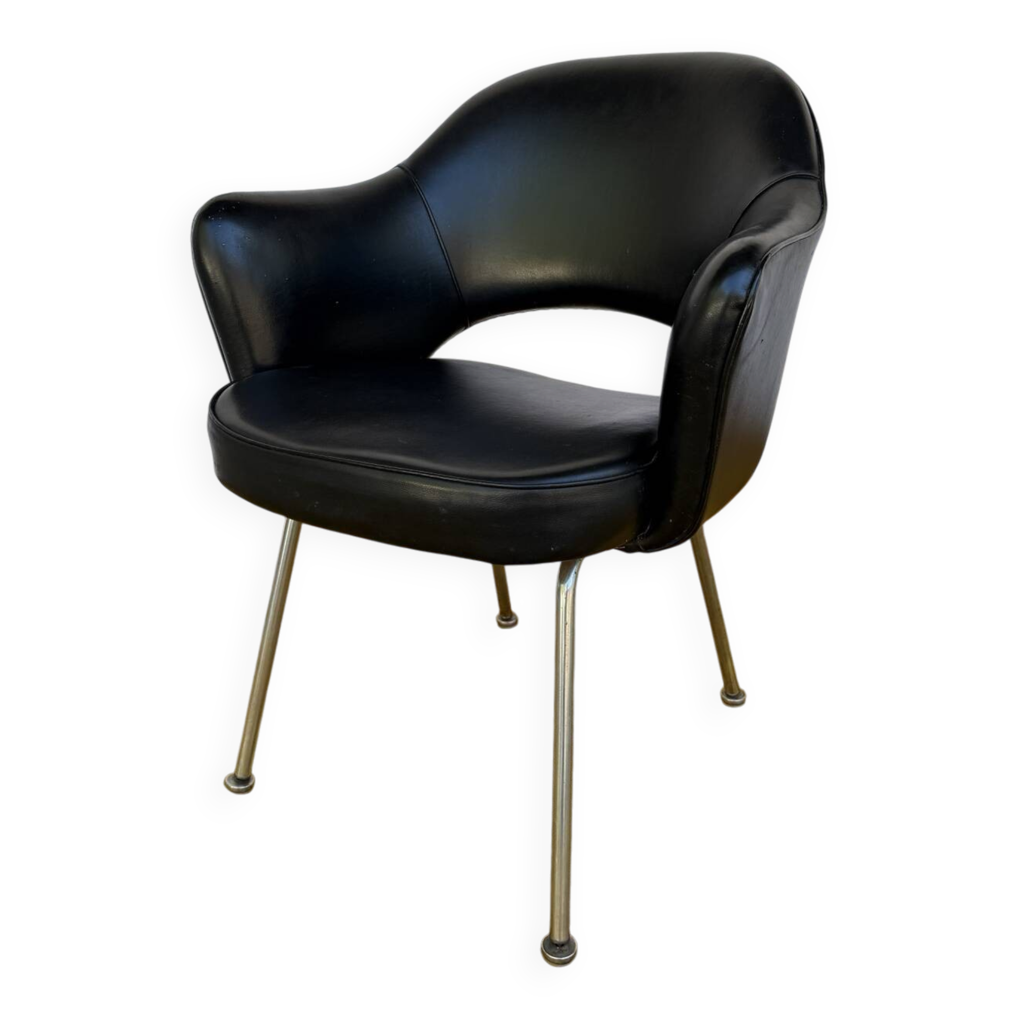 Saarinen Conference Chair by Knoll International