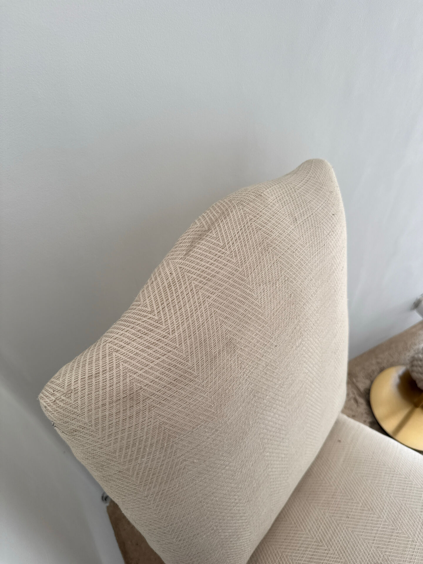 Antique Louis XIII style chair in walnut – fully reupholstered