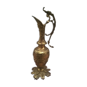 Aiguière en bronze