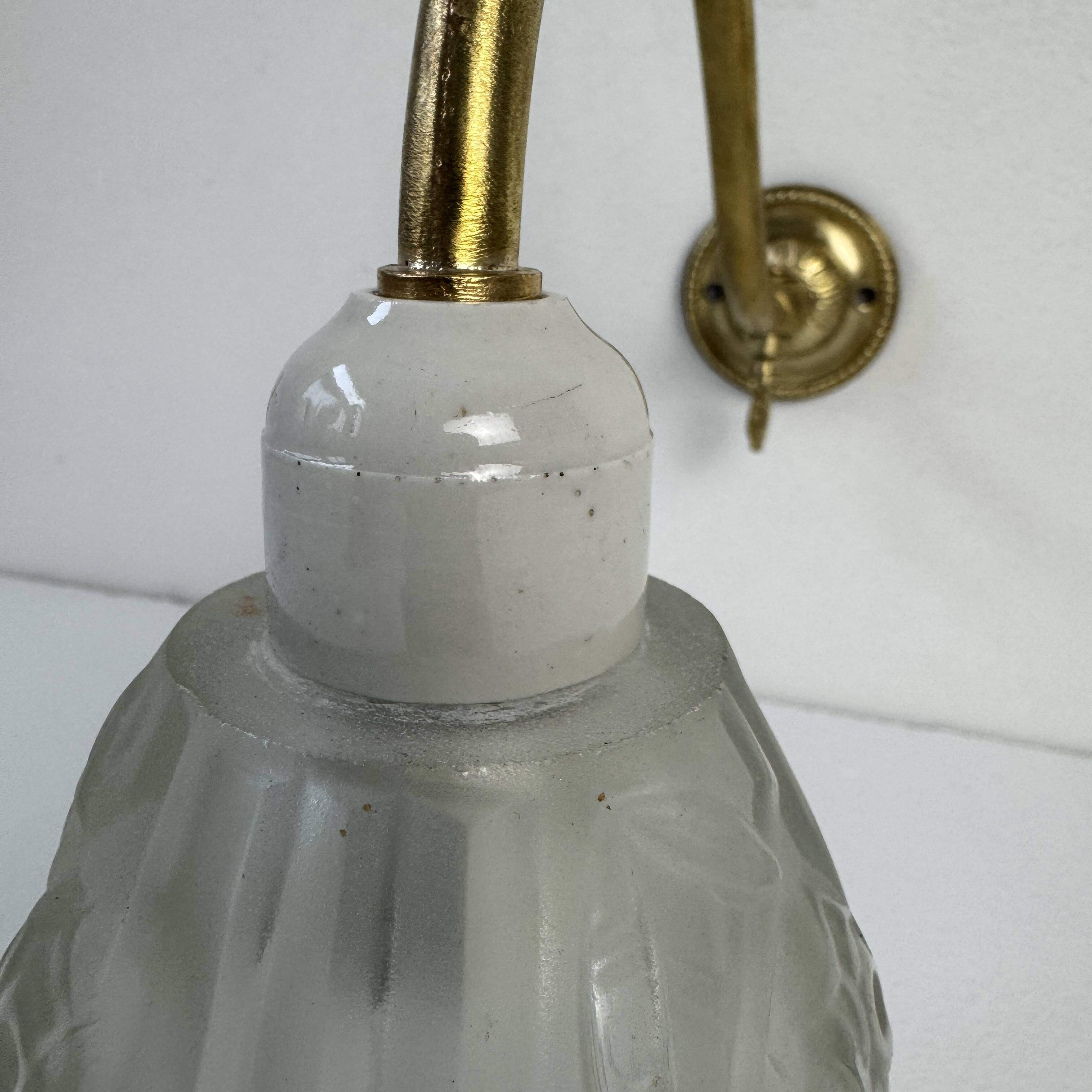 ANTIQUE ART-DECO VINTAGE WALL LAMP