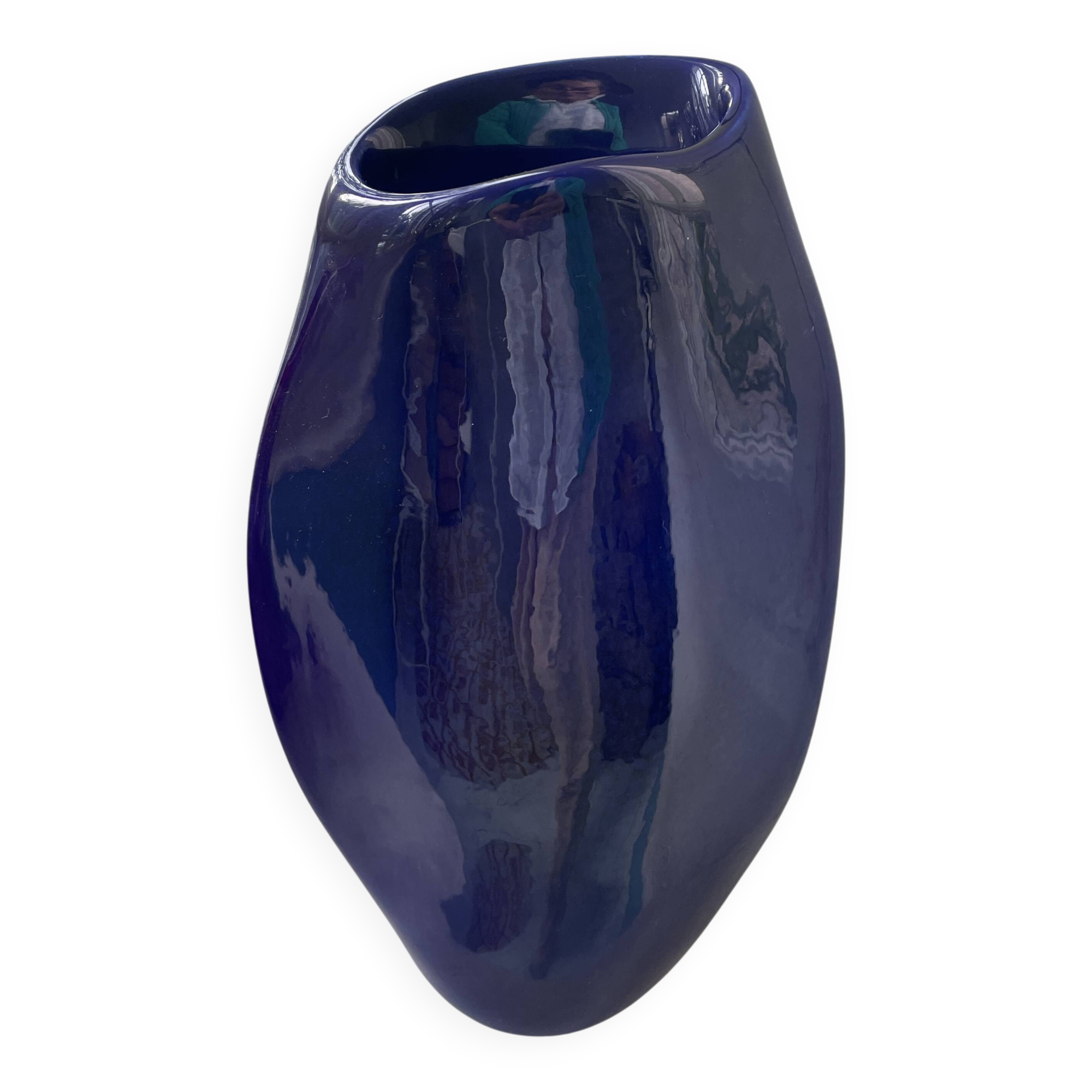Max Idlas midnight blue ceramic vase