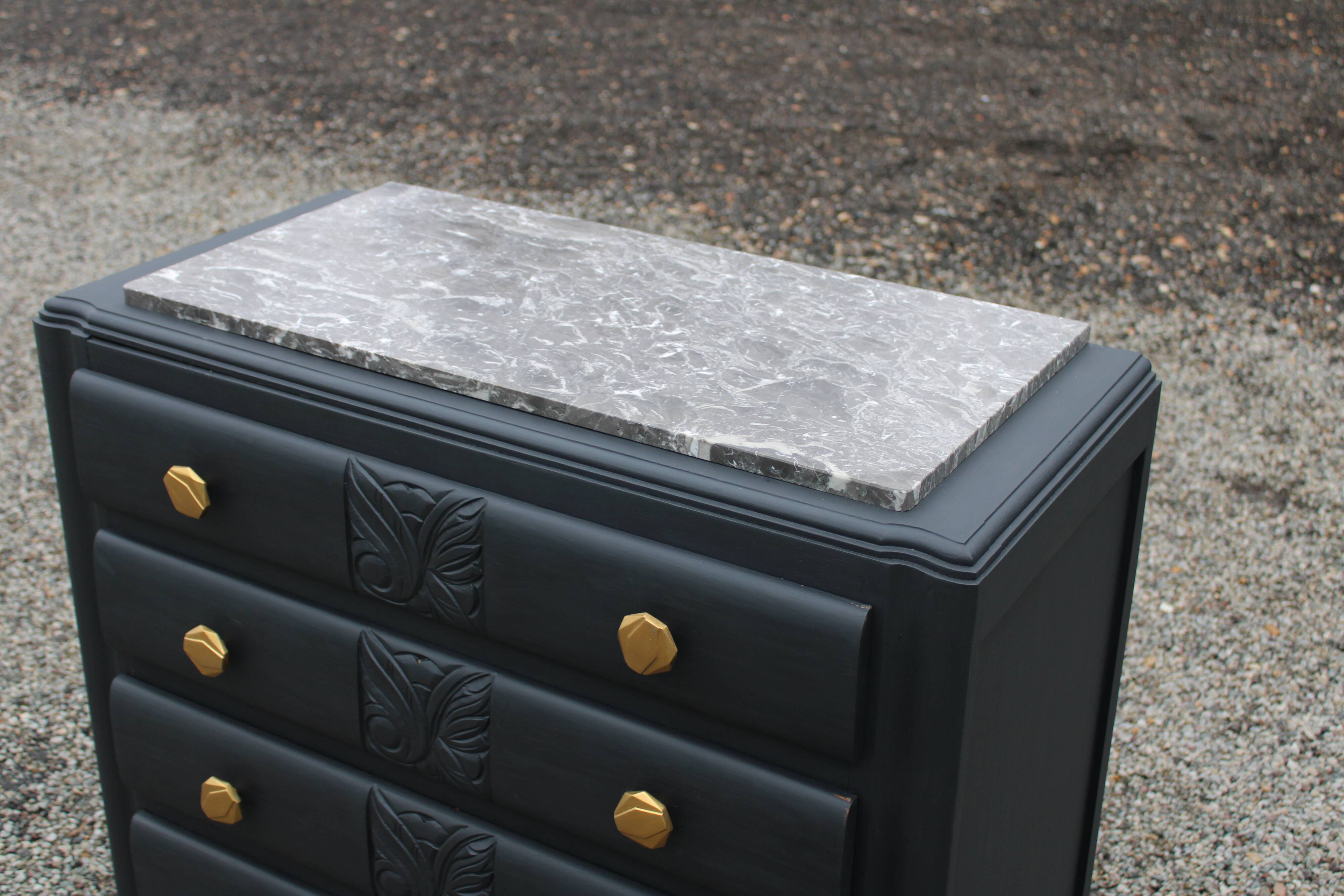 Art Deco chest of drawers