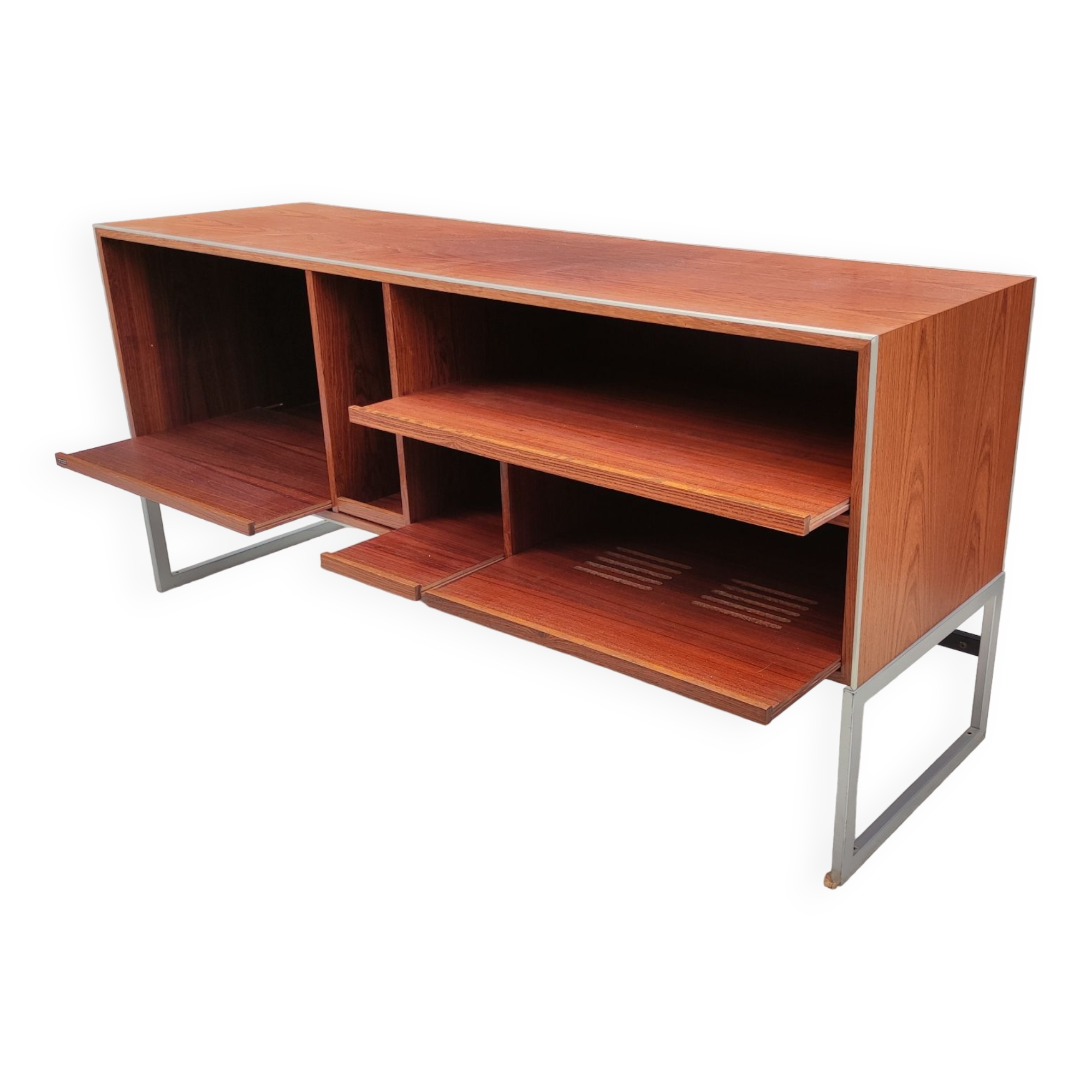 Scandinavian design hifi furniture Jacob Jensen