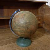 PerrinA Bright Earth Globe
