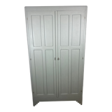 Parisian wardrobe green sage