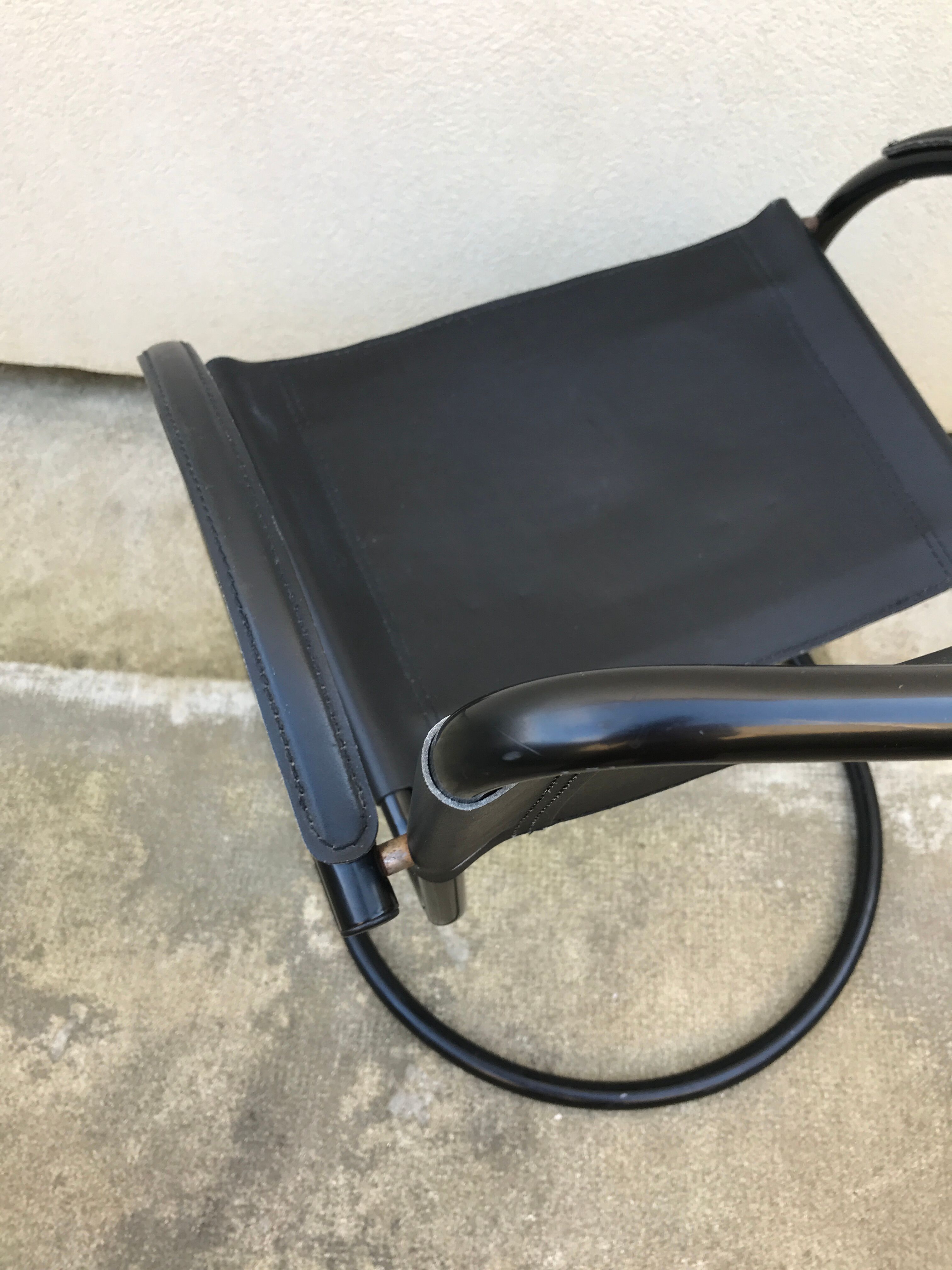Fauteuil en cuir