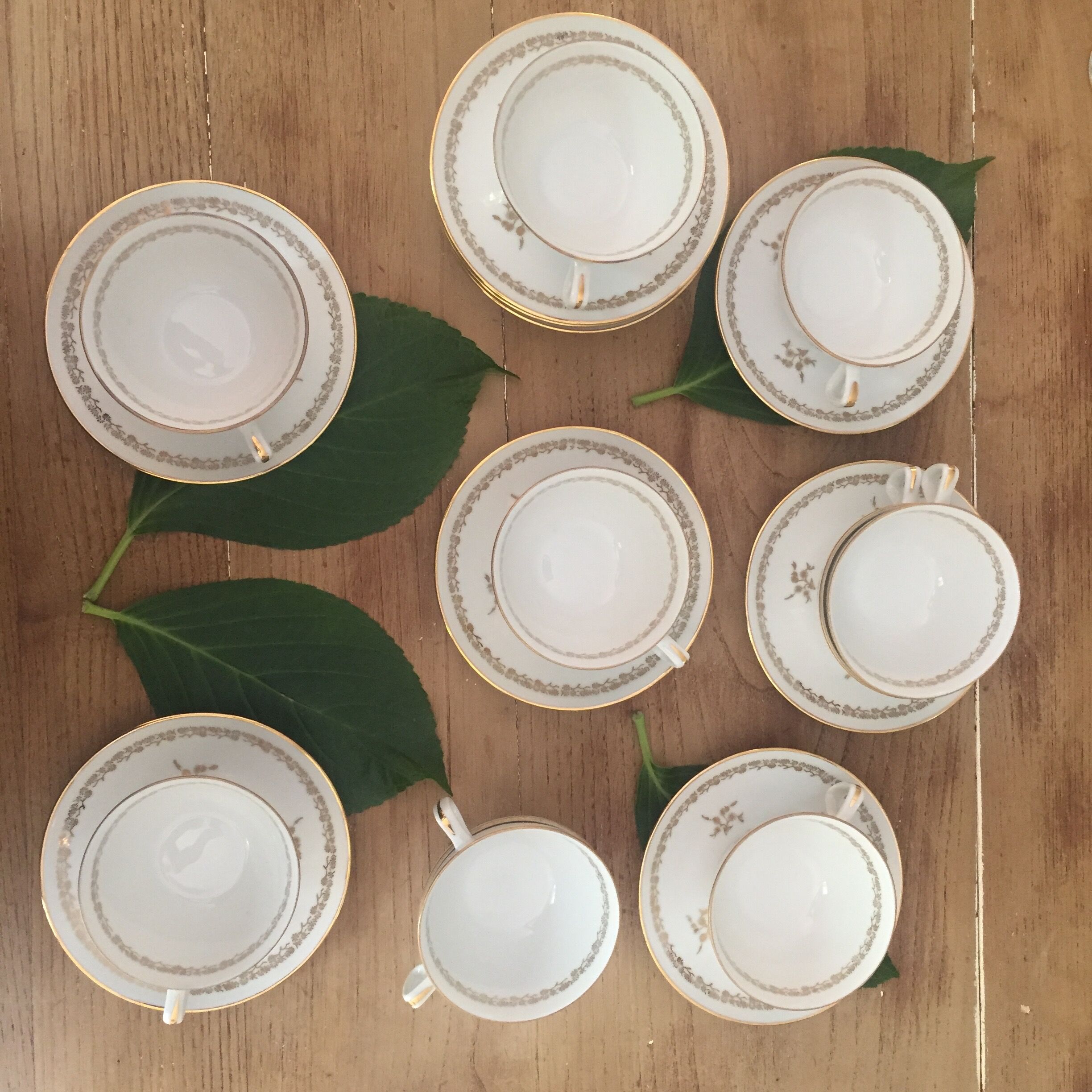 10 tea cups or porcelain coffee