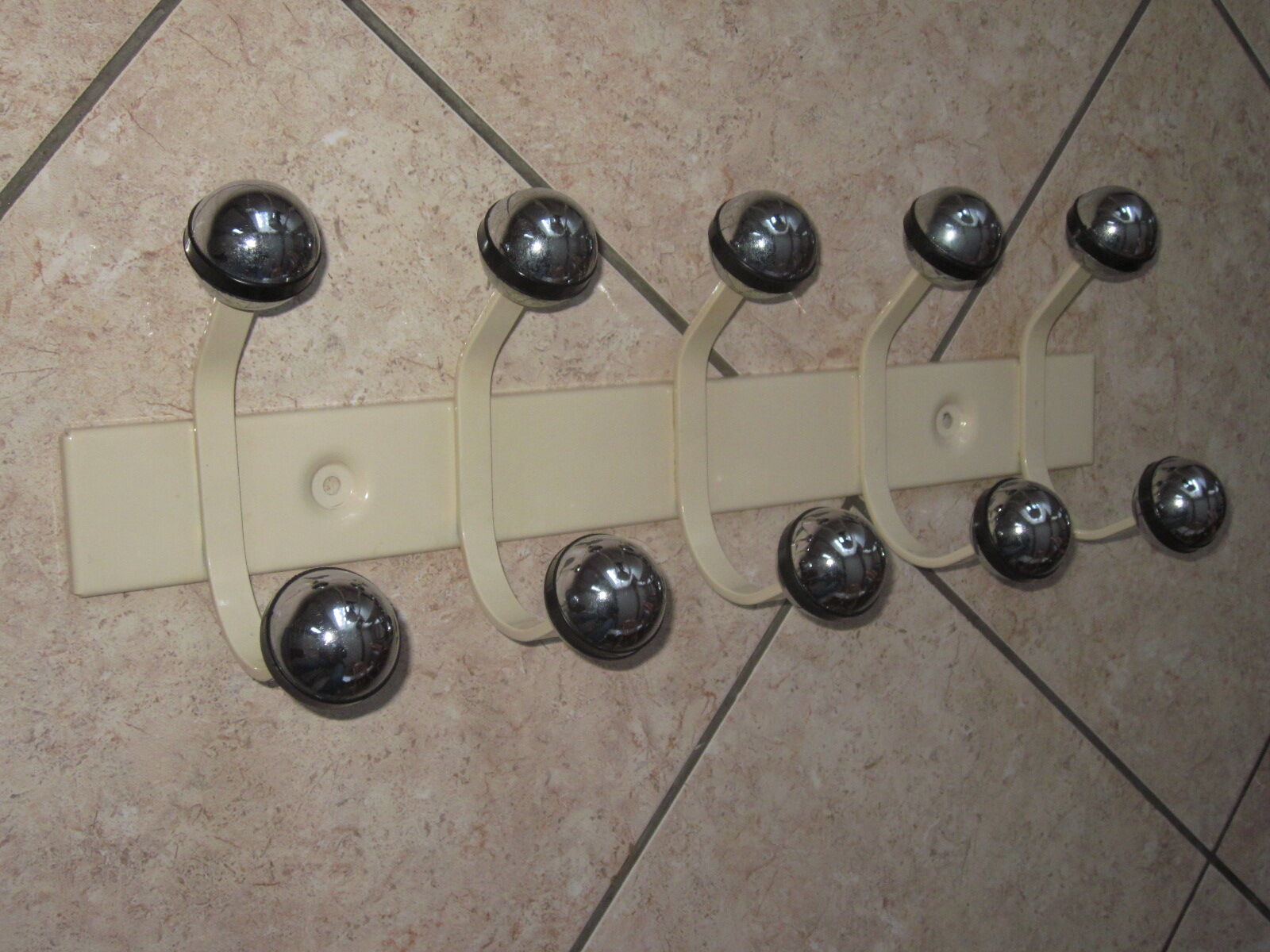 Coats vintage metal door has 5 hooks