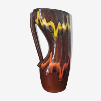 Ancien vase en céramique anjou