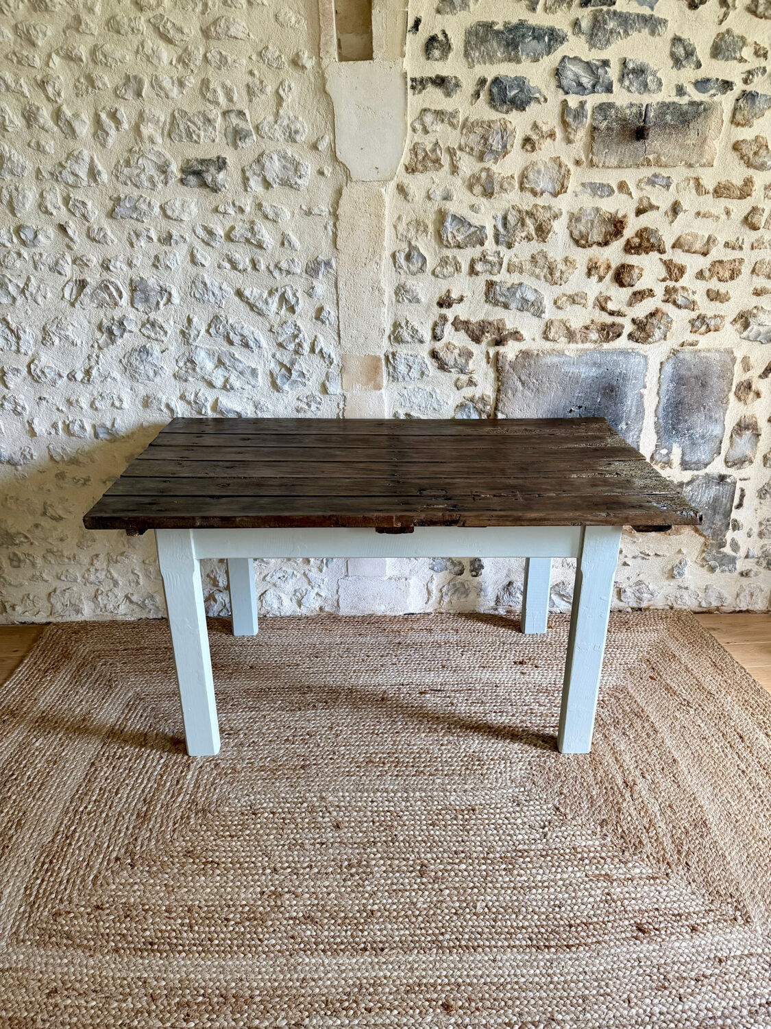 Farm table