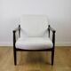 Fauteuil GFM-64 marron foncé en bouclé ivoire blanc attribué à Edmund Homa, années 1970