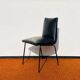 Paire de chaises ' Robert ' de Pierre Guariche pour Meurop