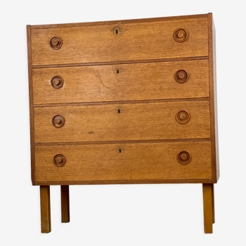 Scandinavian chest of drawers