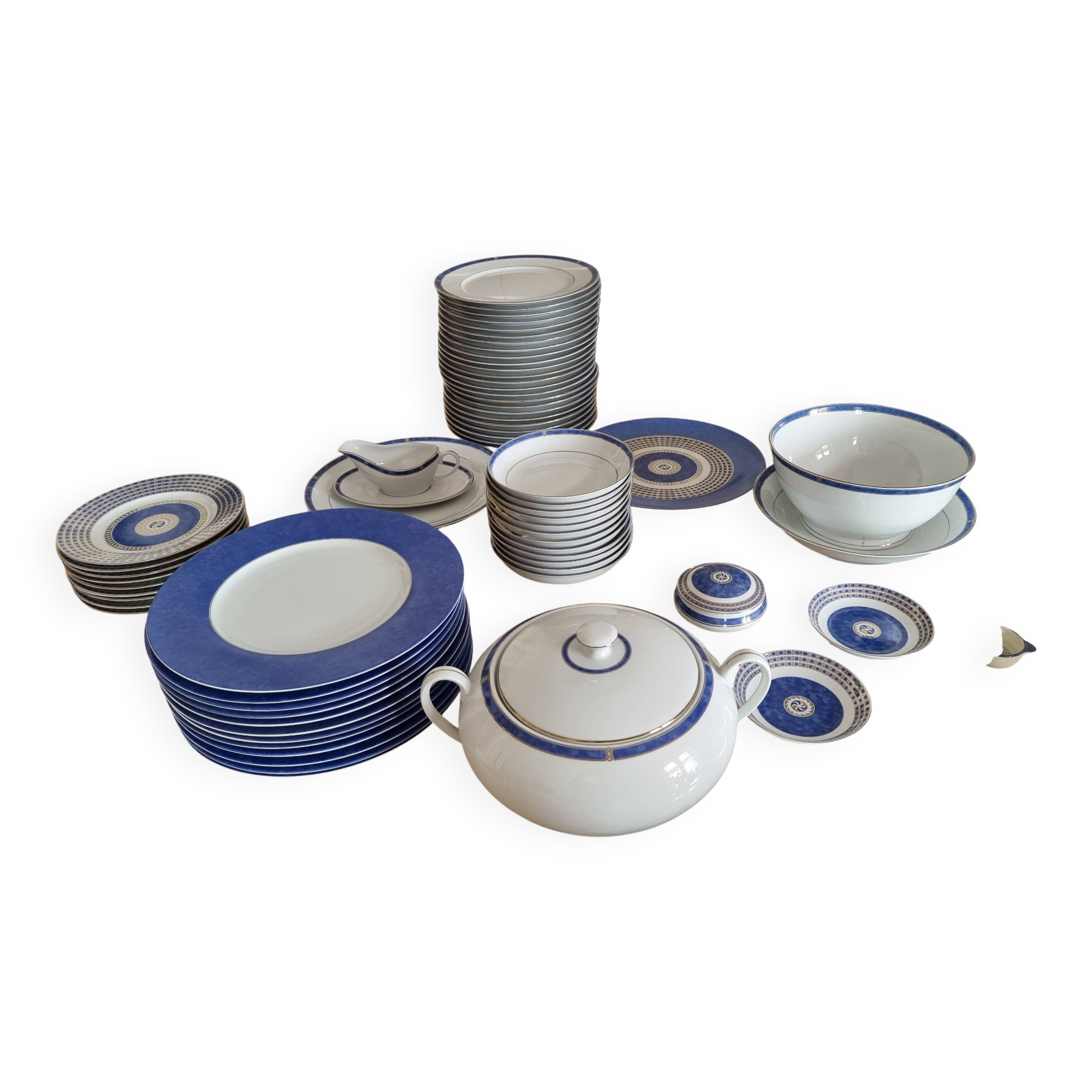 Christofle Océana Bleu dinner service, porcelain and fine gold