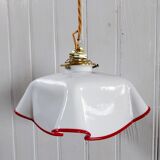 Suspension en opaline