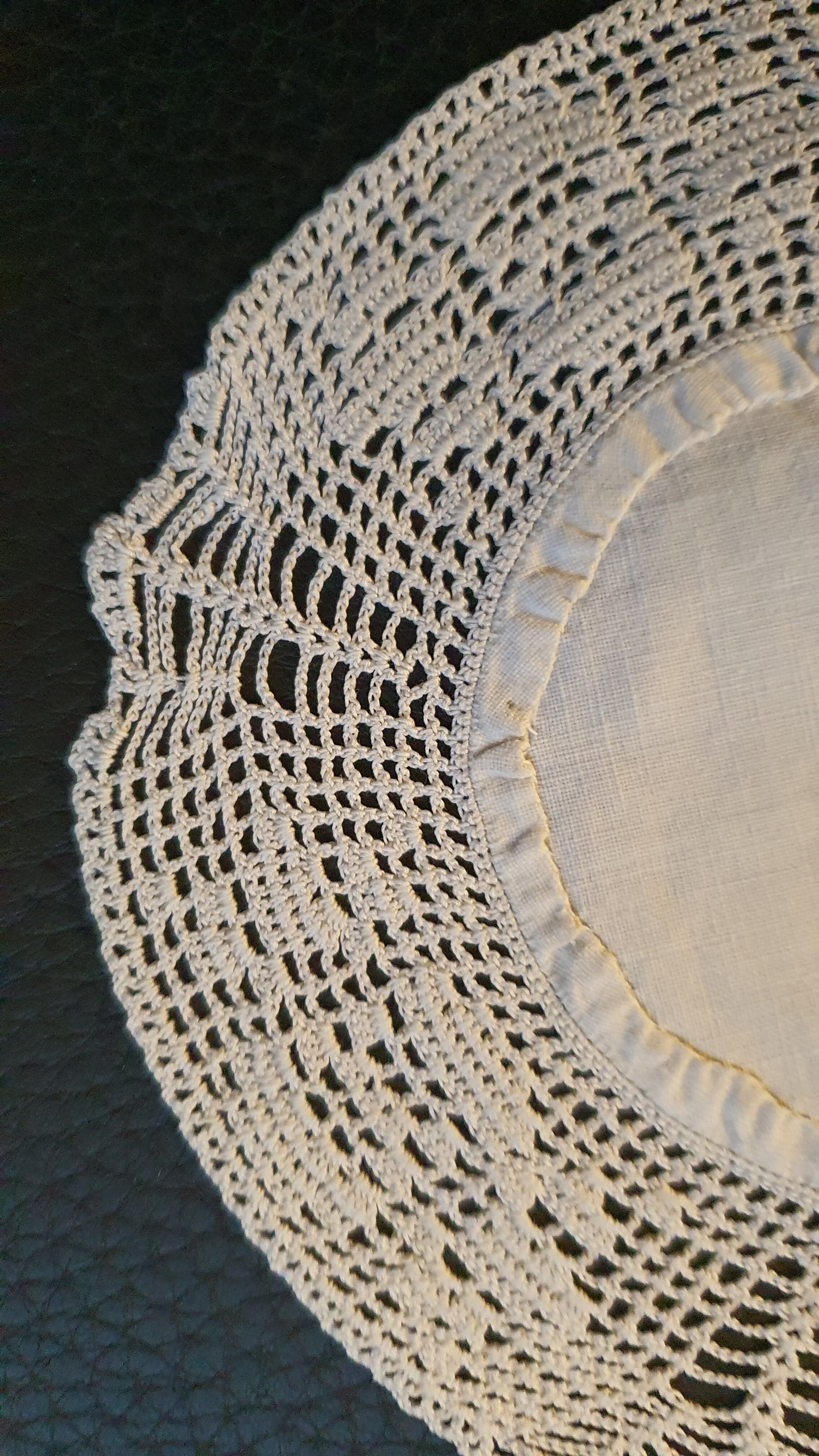 Antique coasters lined with art crochet