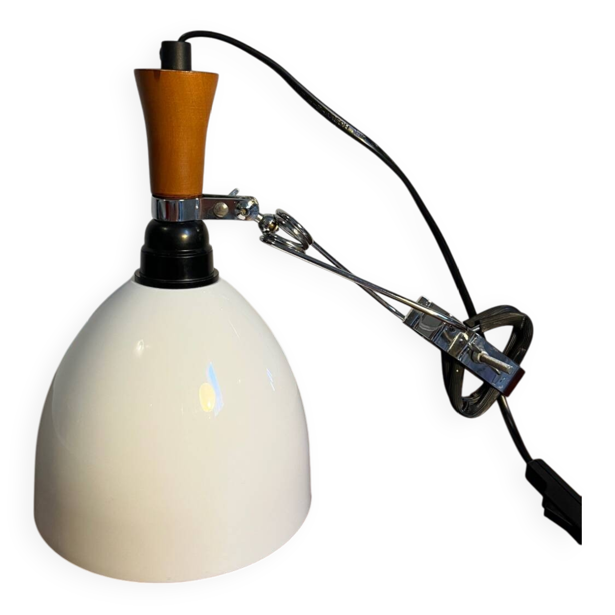 Articulated clamp-on workshop lamp