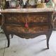 Commode sauteuse en bois de rose plateau en marbre rose