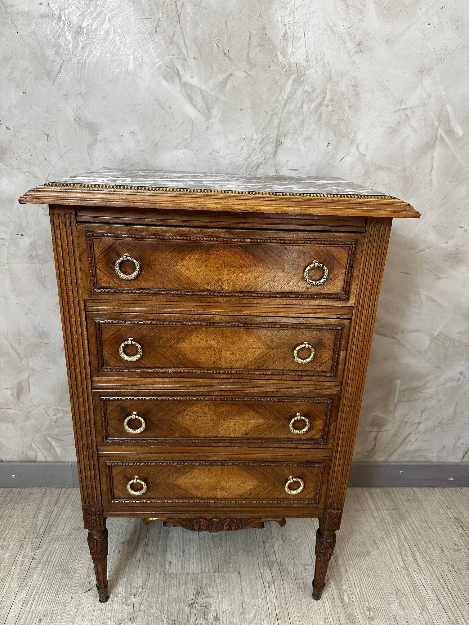 Chiffonnier en noyer