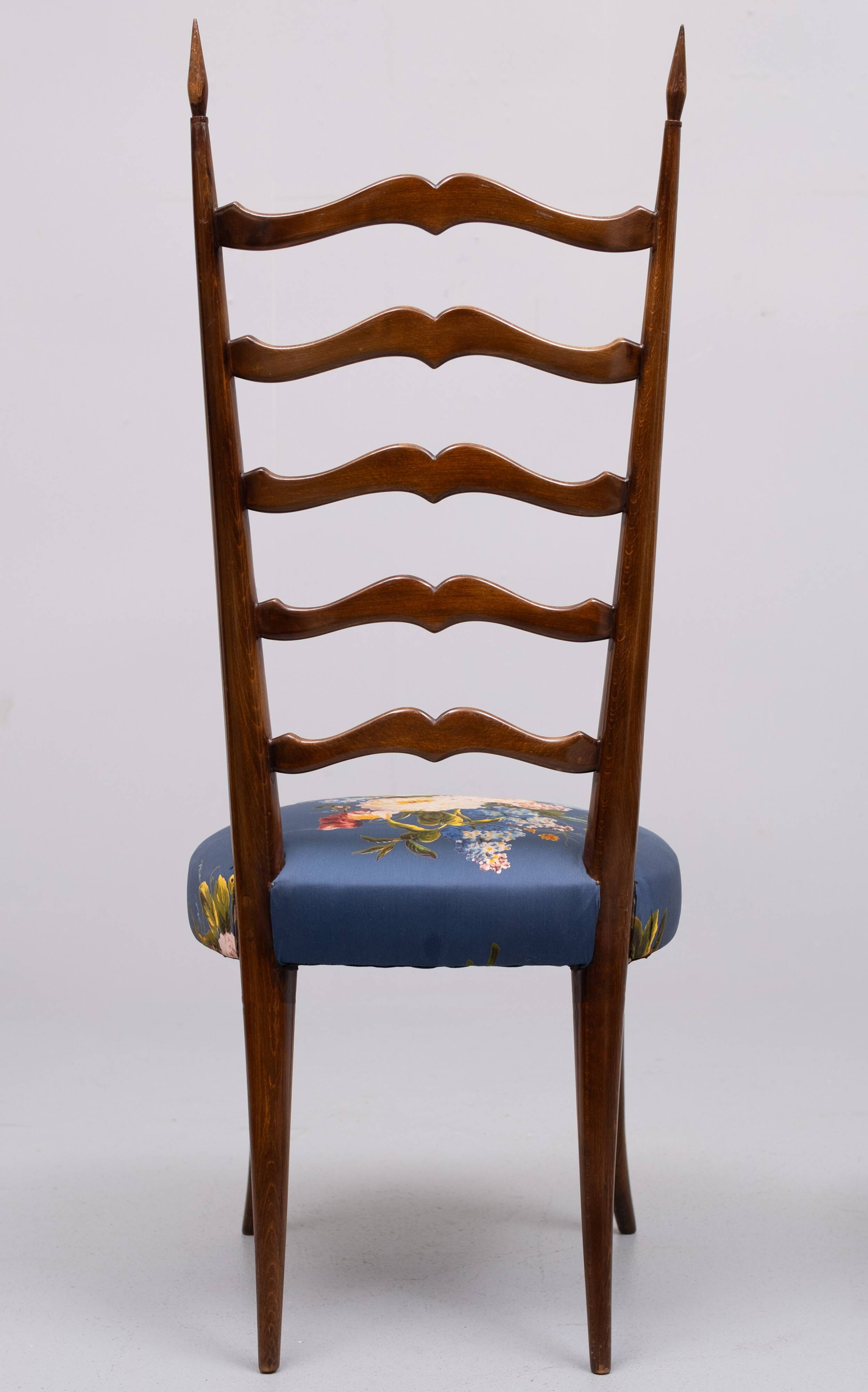 Set ladder back chairs paolo buffa 1950s italy