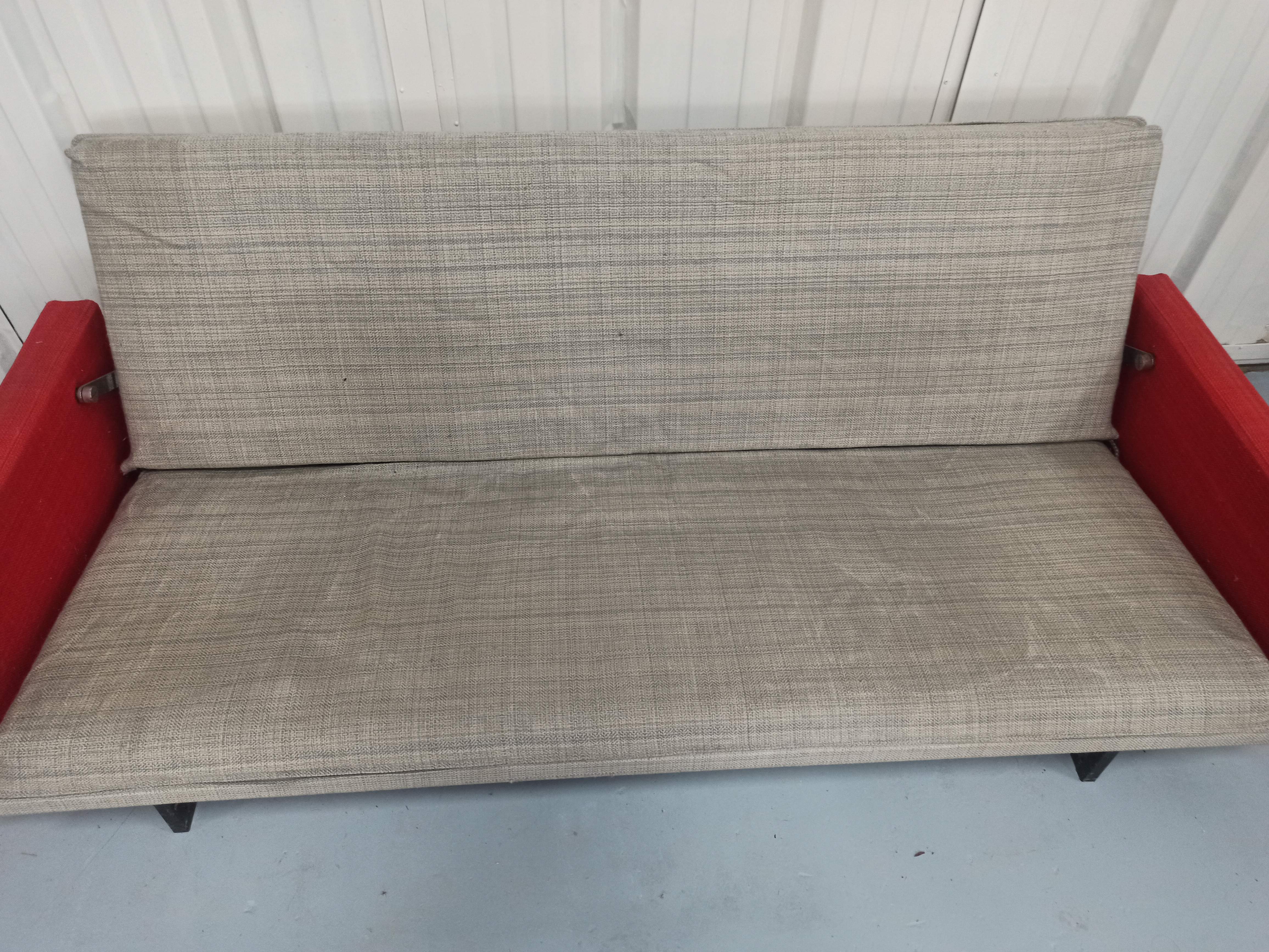 Carélie sofa bench by René Jean Caillette Steiner bed