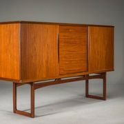 Buffet danois en teck par Arne Vodder pour Vamo Sønderborg, années 1960