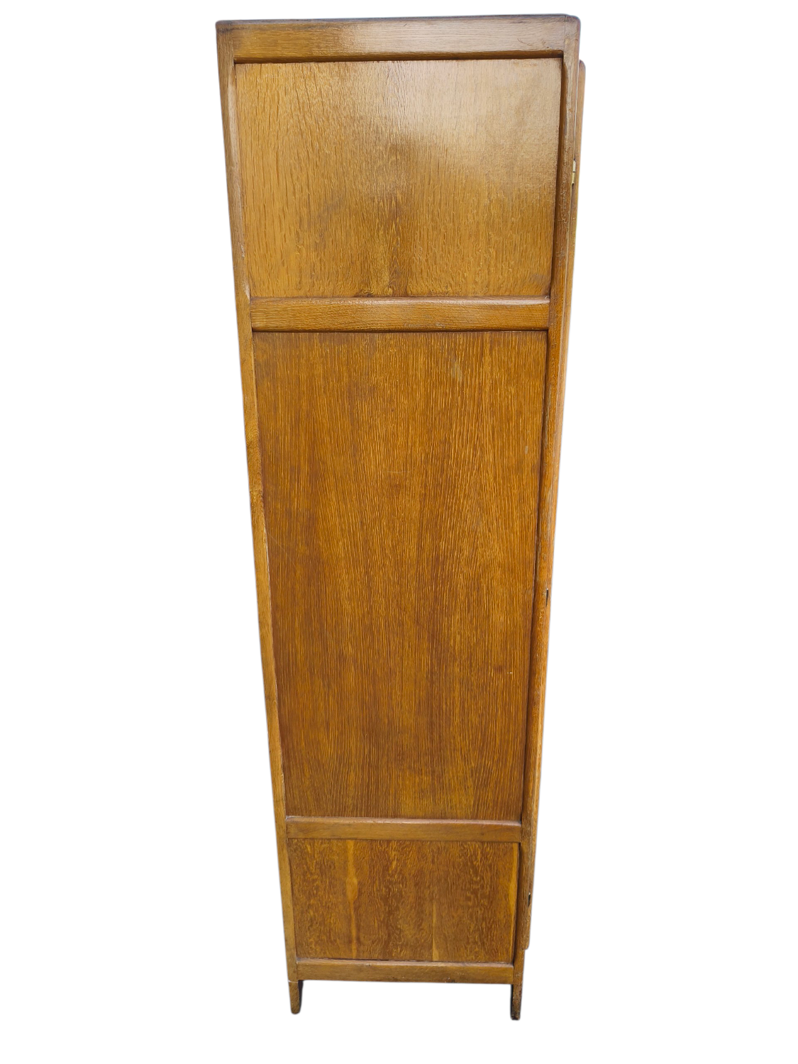 Armoire parisienne vintage